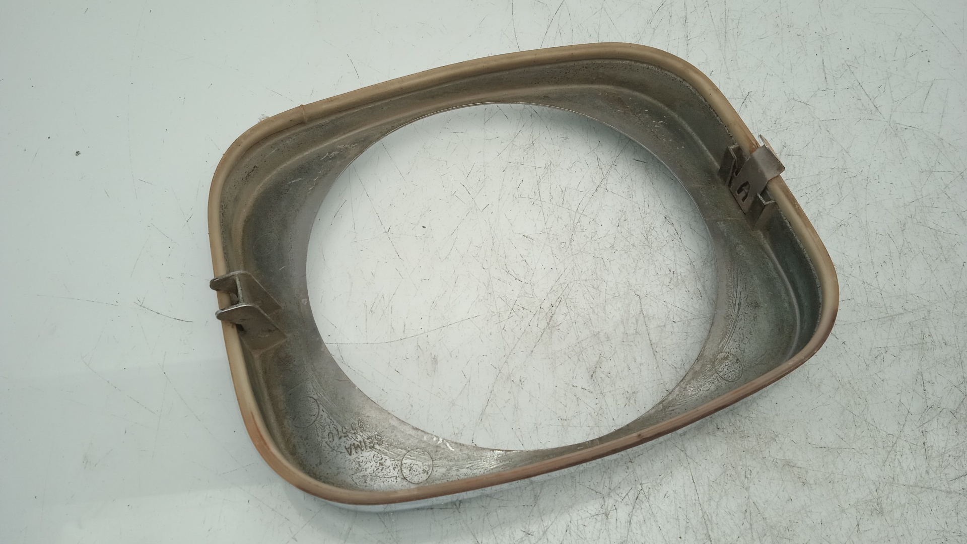 MOLDURAS DELANTERAS CITROEN DYANE M28