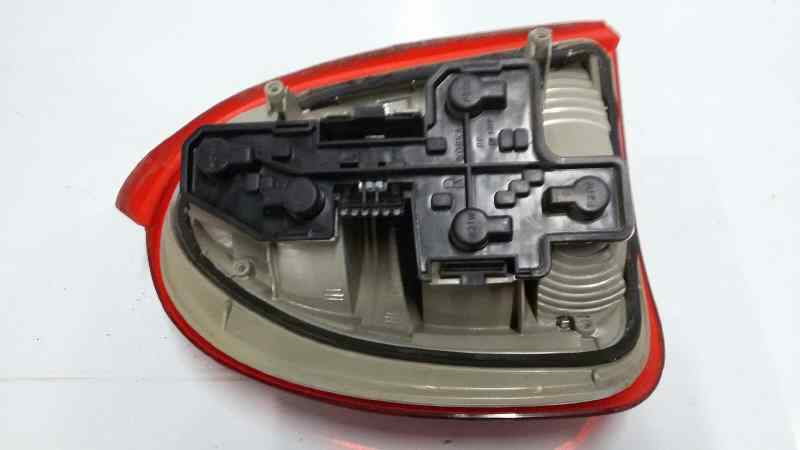 PILOTO TRASERO DERECHO OPEL CORSA C16XE