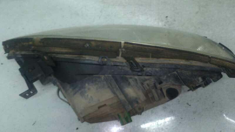 FARO IZQUIERDO FORD MONDEO CHBA