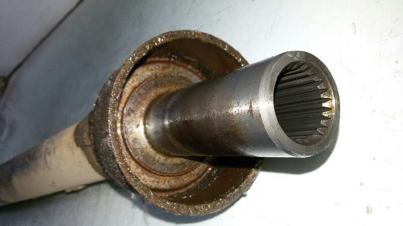 TRANSMISION CENTRAL DELANTERA MITSUBISHI MONTERO 4D56