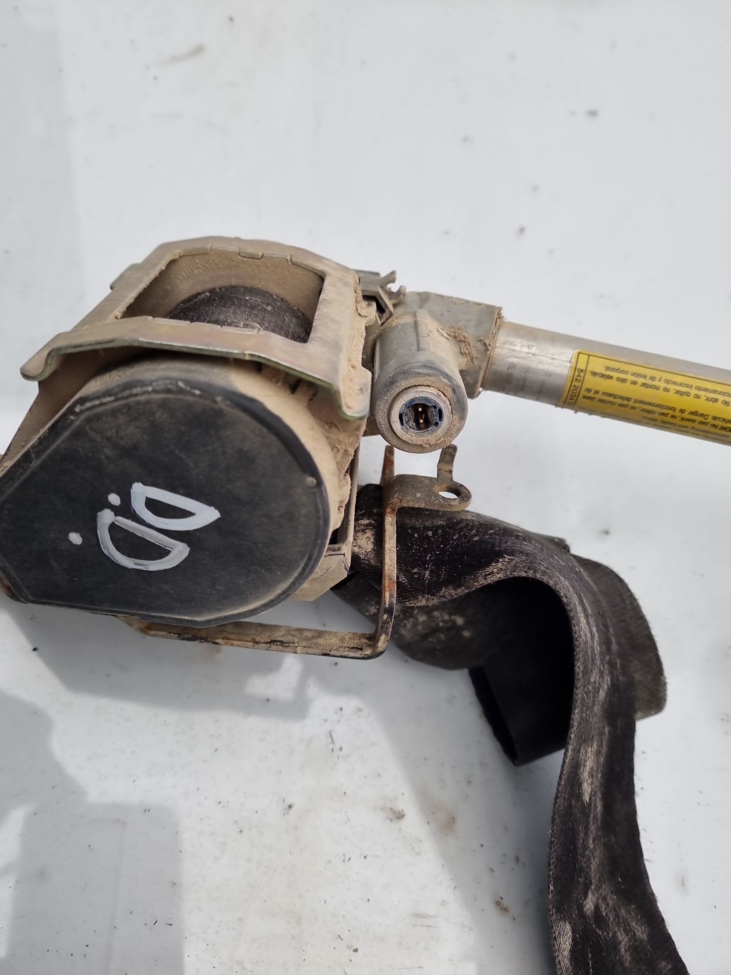 CINTURON SEGURIDAD DEL. DCHO. NISSAN TERRANO 