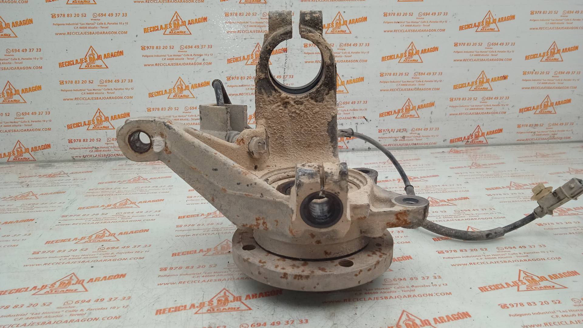 MANGUETA DELANTERA IZQUIERDA PEUGEOT 306 RHYDW10TD