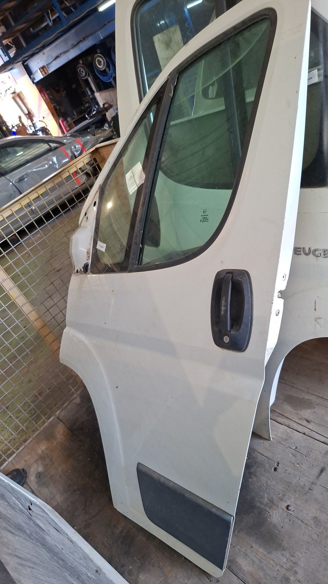 PUERTA LATERAL CORREDERA DERECHA PEUGEOT BOXER 