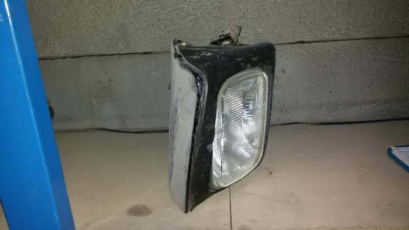 FARO DERECHO MAZDA 323 -- ESCOJA --
