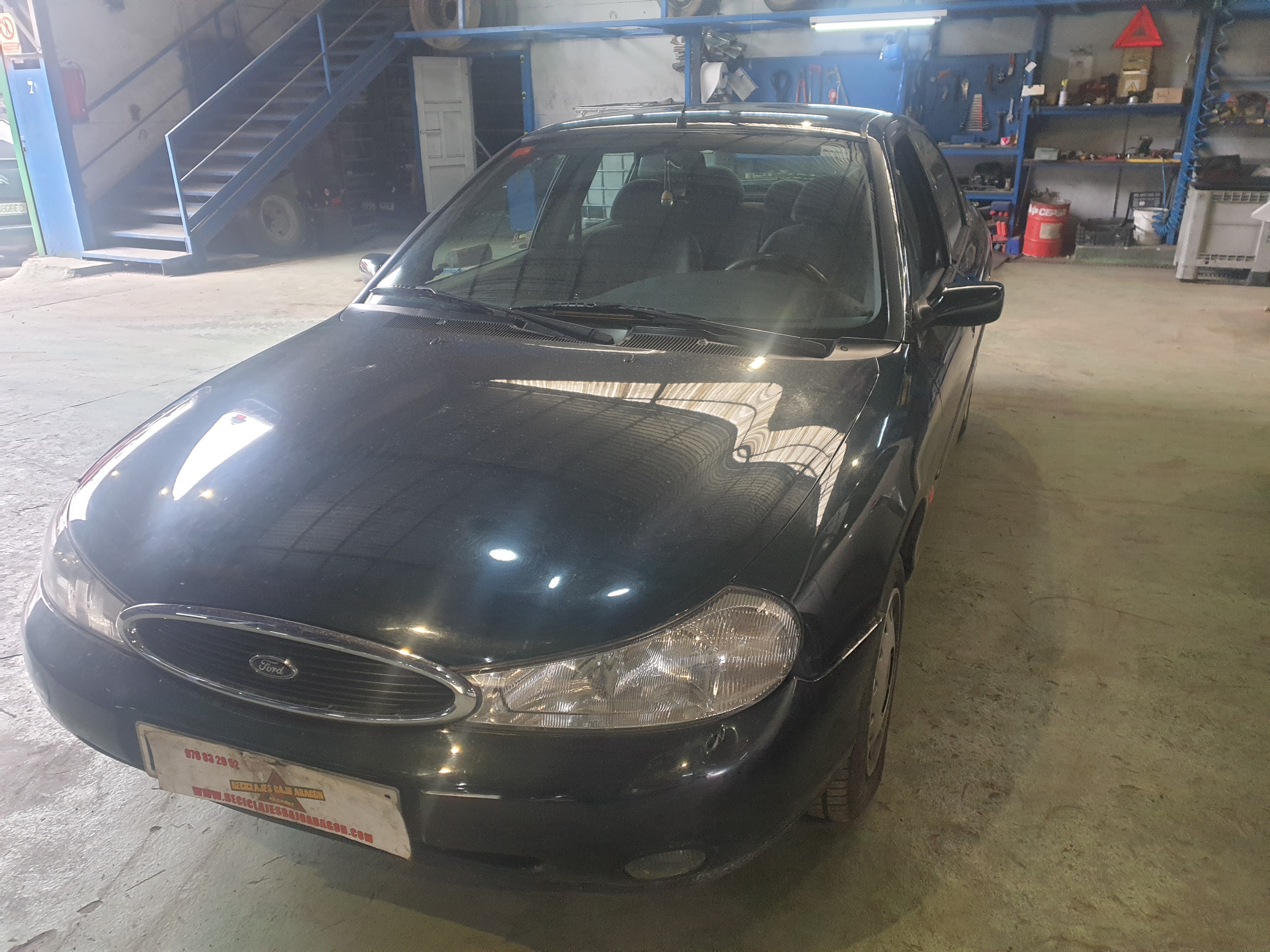GUANTERA FORD MONDEO RKB