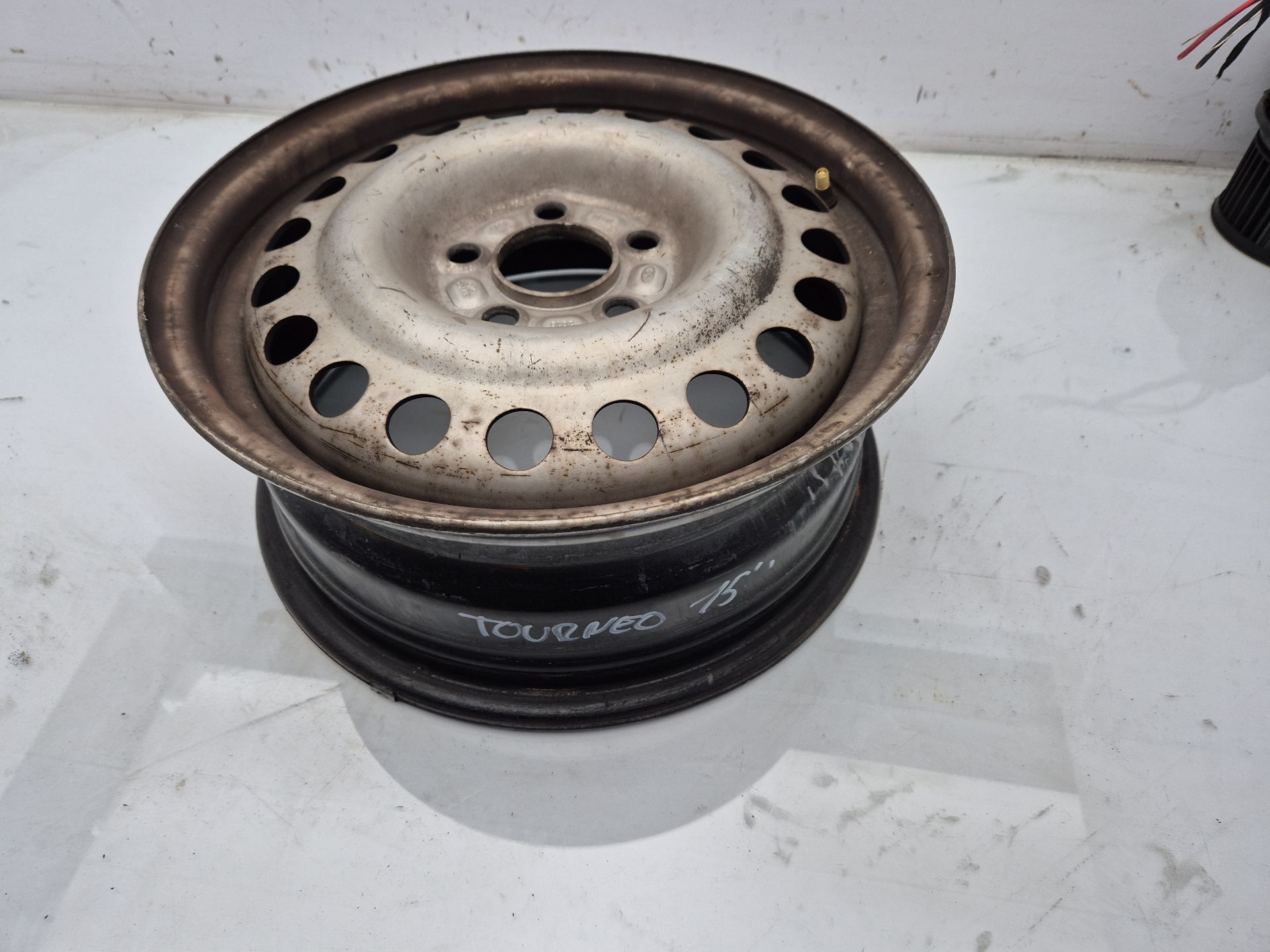 LLANTA FORD TRANSIT 