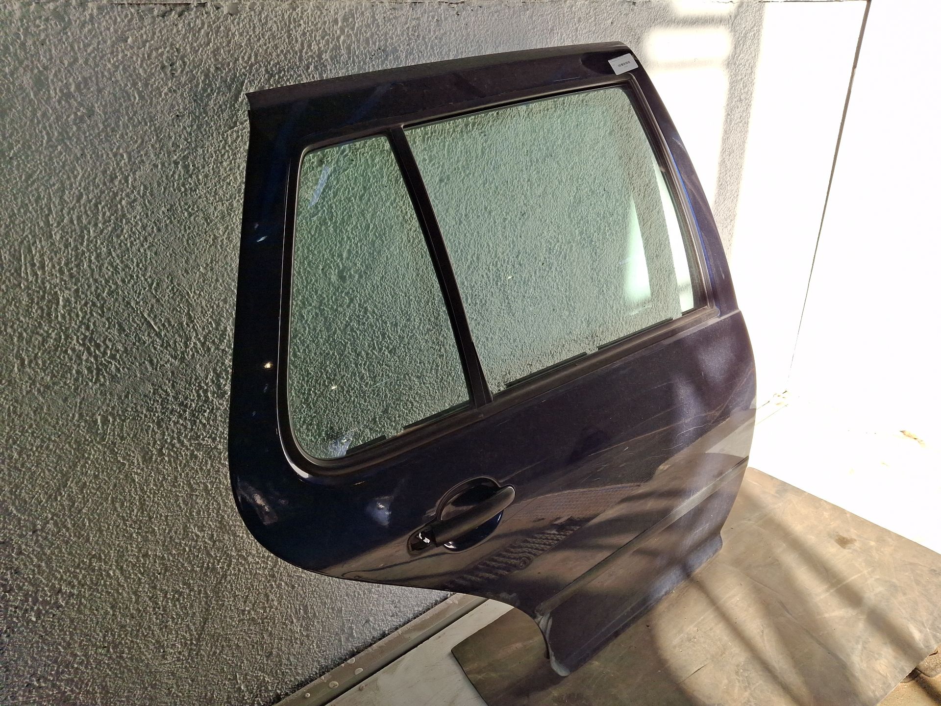 PUERTA TRASERA DERECHA VOLKSWAGEN GOLF 