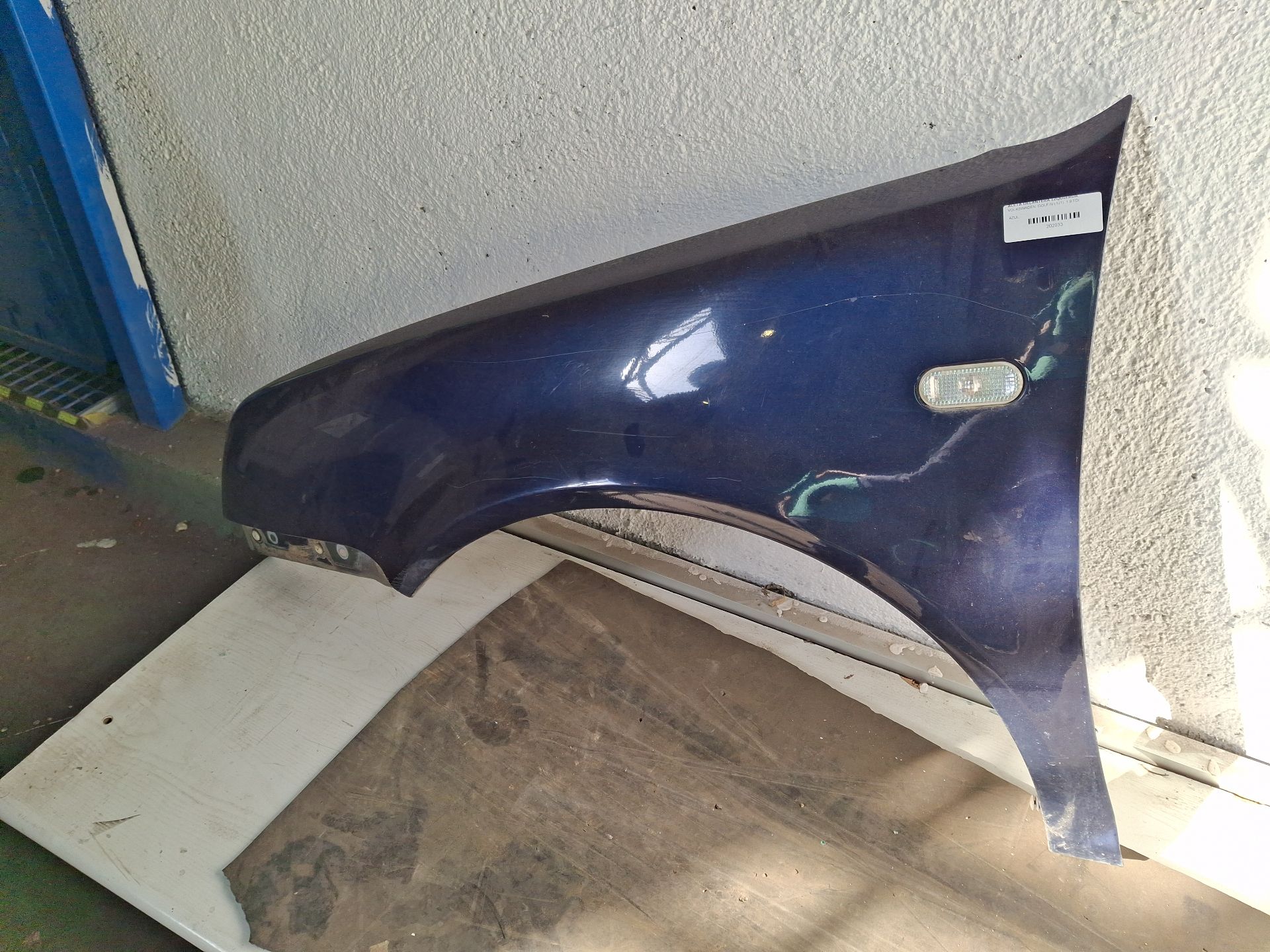 ALETA DELANTERA IZQUIERDA VOLKSWAGEN GOLF 