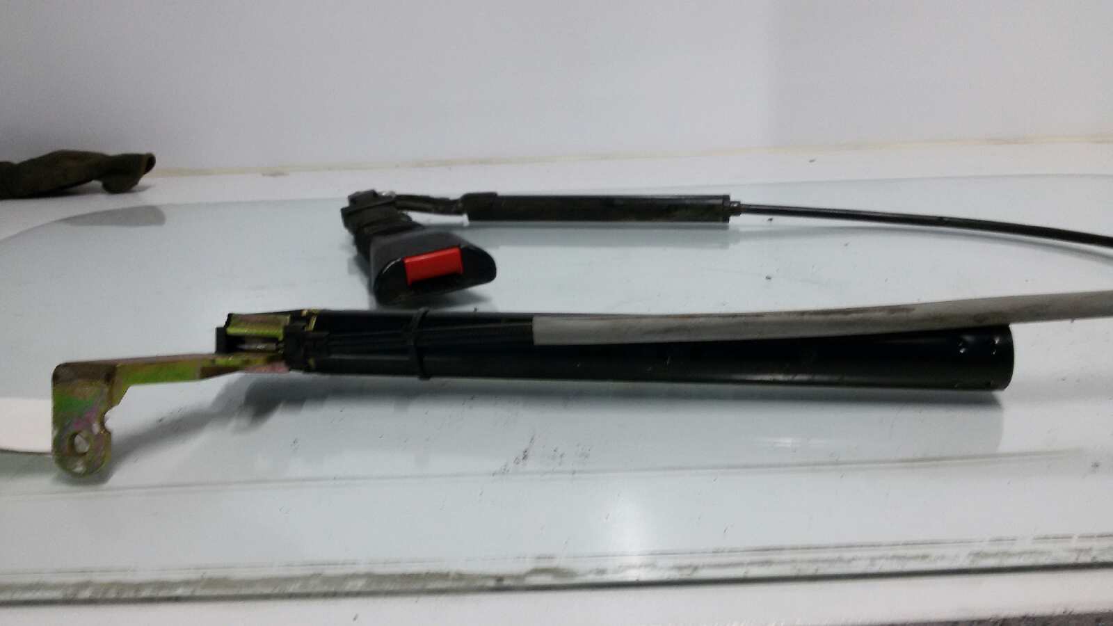 PRETENSOR AIRBAG DERECHO OPEL CORSA X12XE