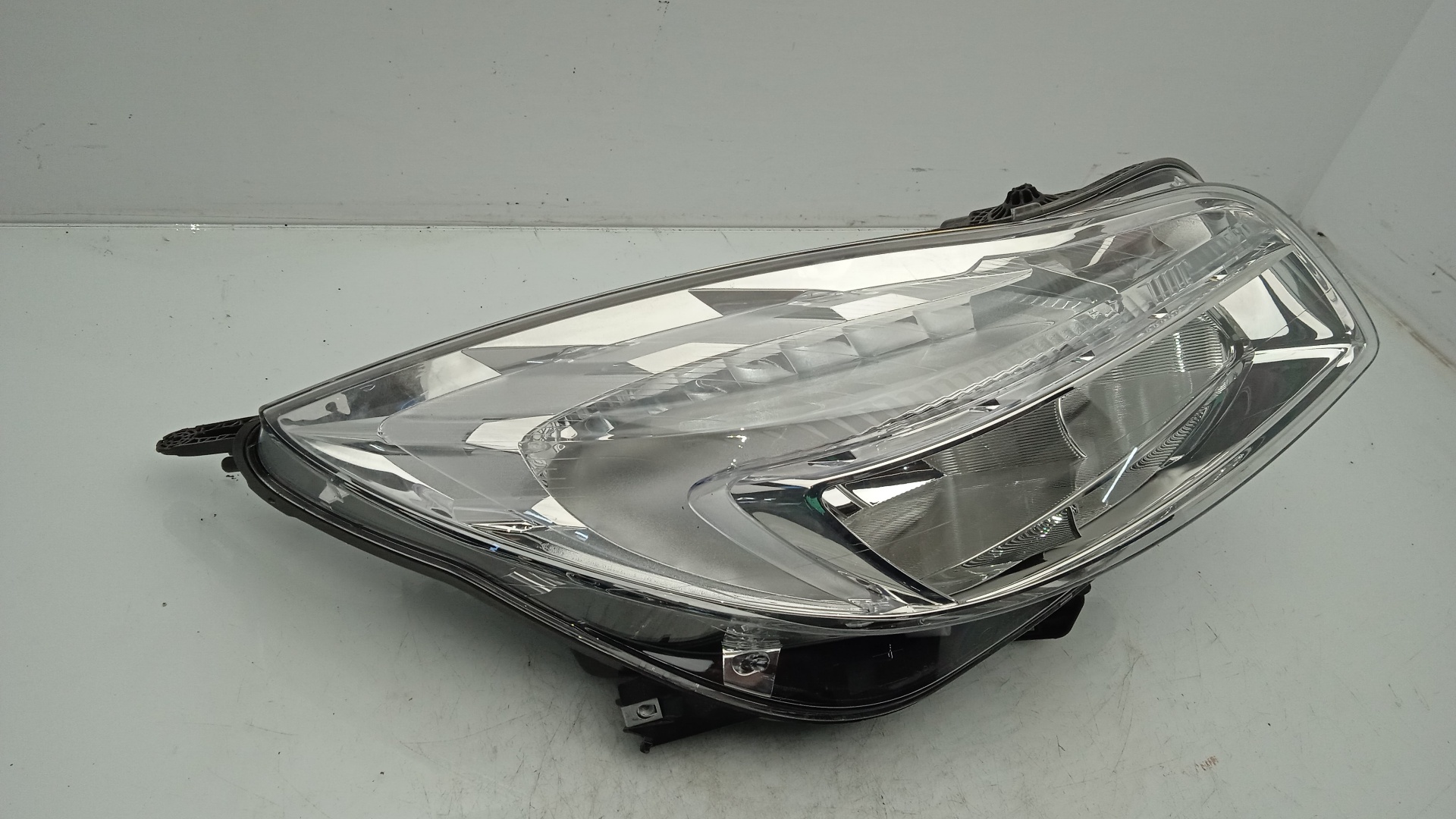 FARO DERECHO OPEL INSIGNIA 