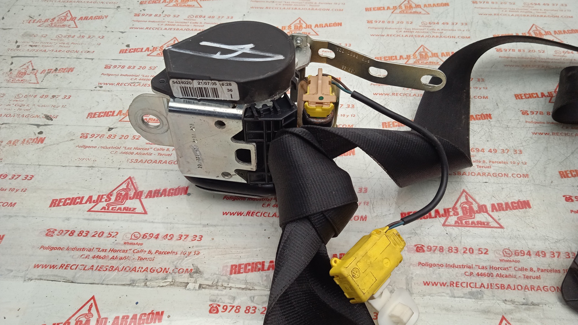 CINTURON SEGURIDAD DEL. IZQ. VOLKSWAGEN POLO BKY