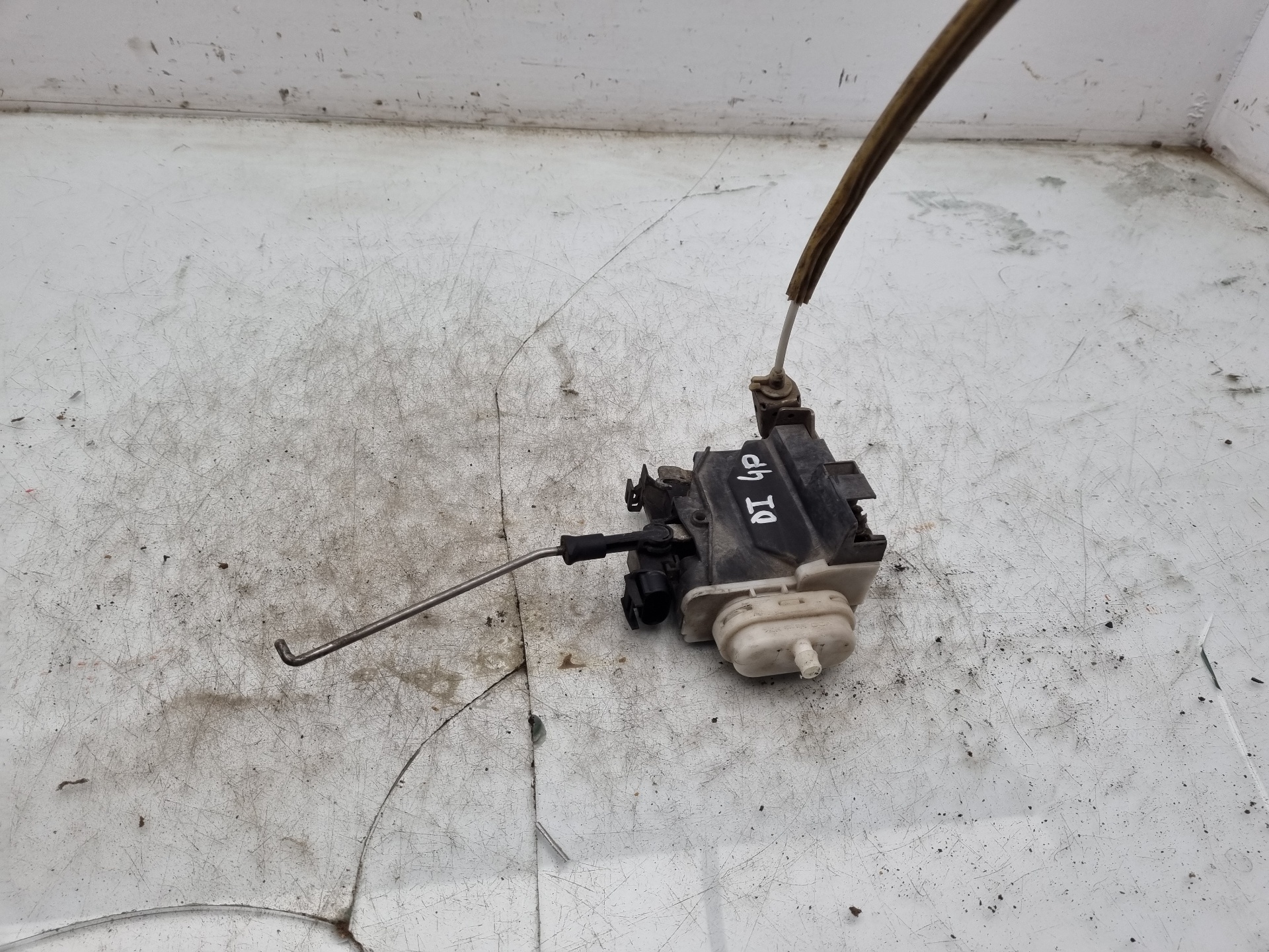 CERRADURA PUERTA DELANTERA IZQUIERDA AUDI A4 1Z