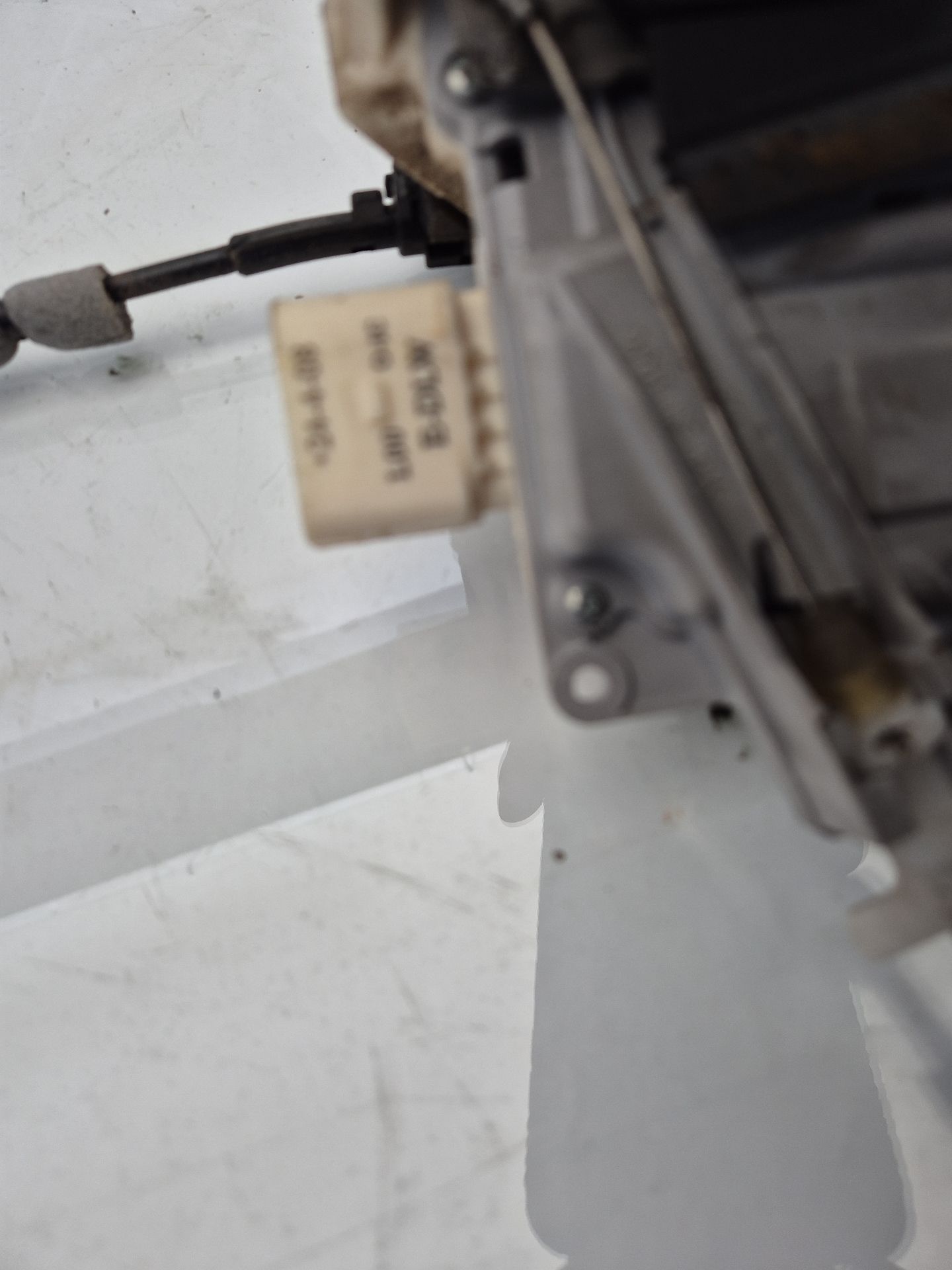 CERRADURA PUERTA DELANTERA IZQUIERDA SEAT IBIZA 