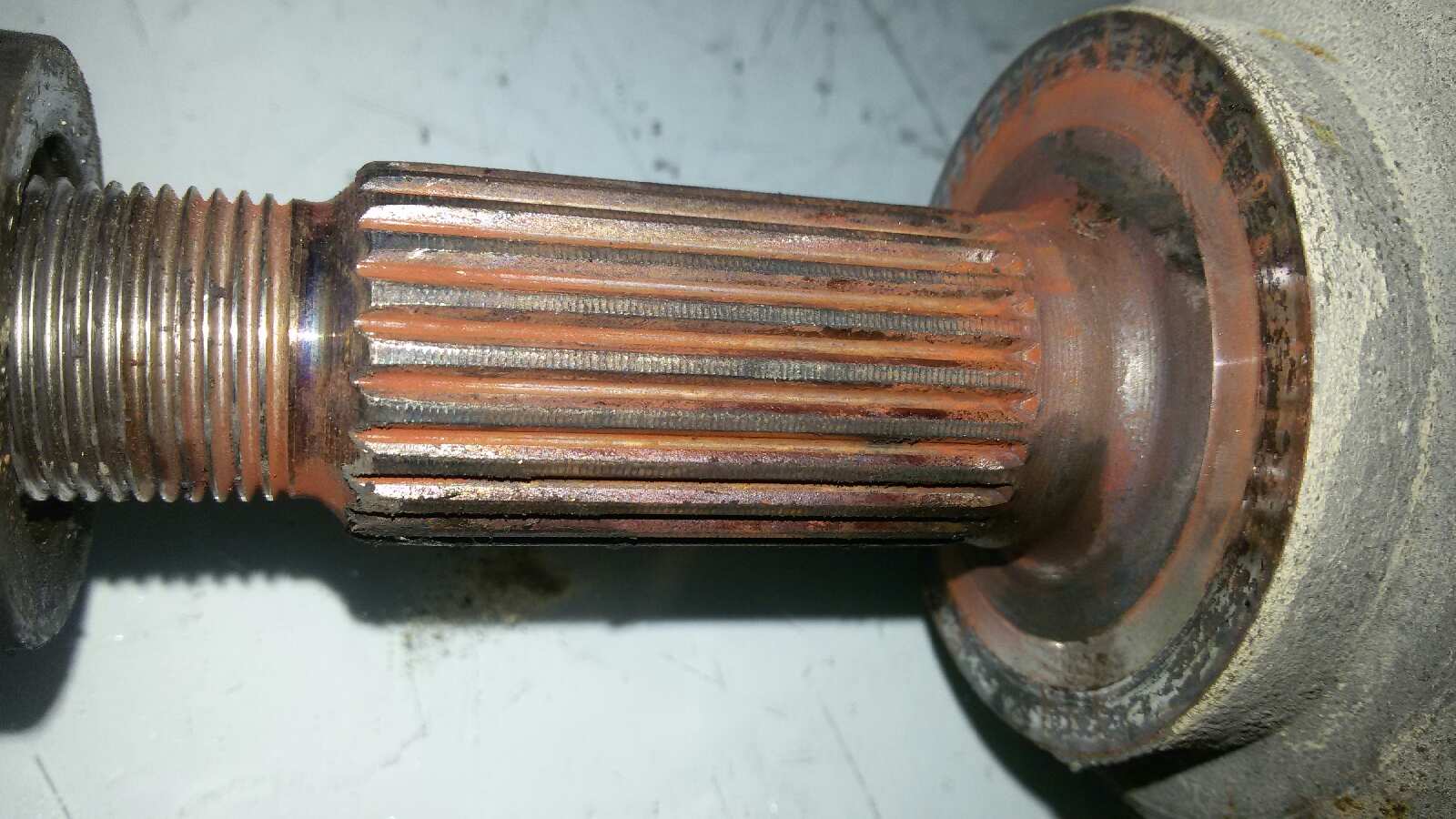 TRANSMISION DELANTERA IZQUIERDA RENAULT LAGUNA 