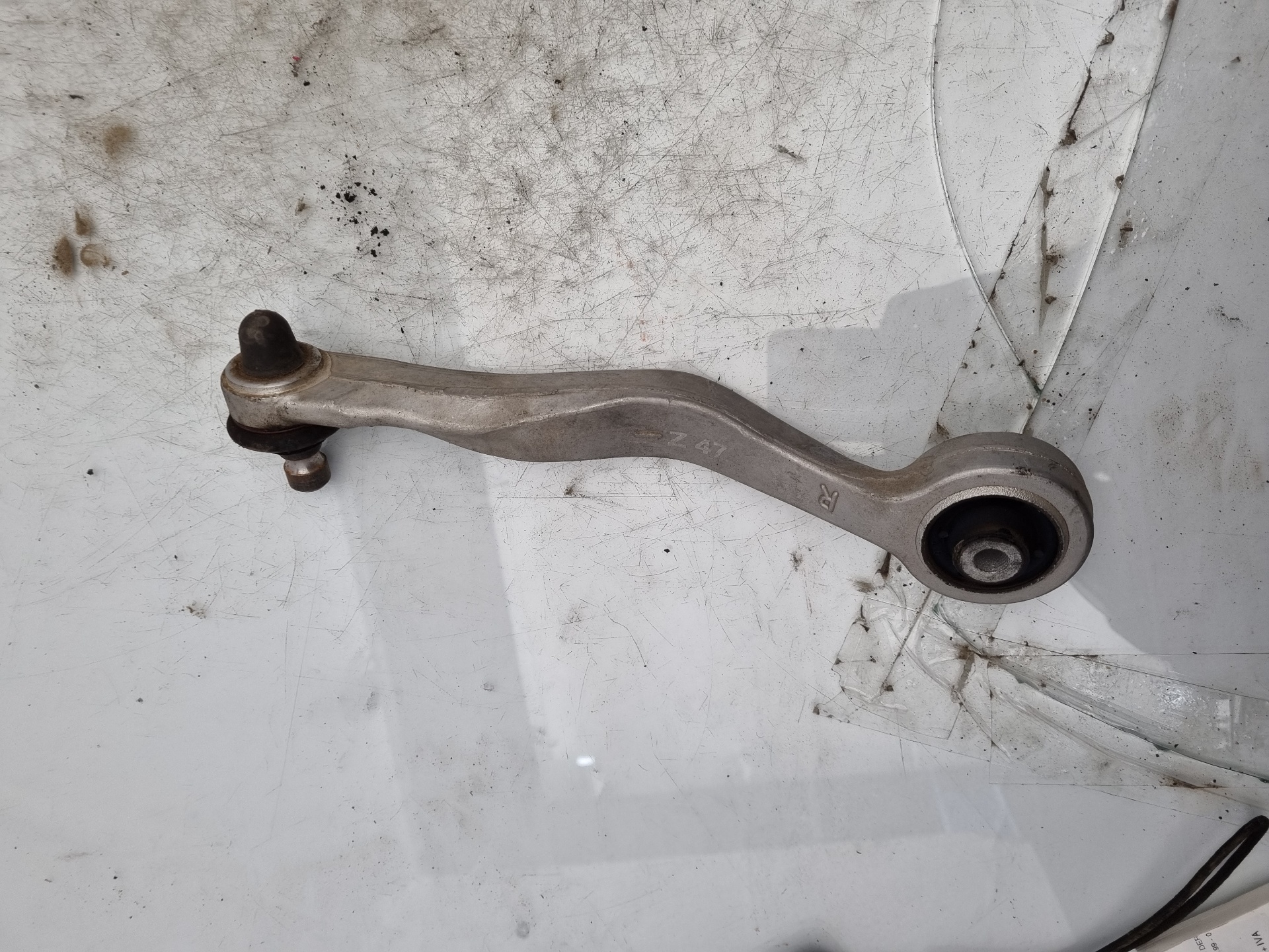 BRAZO SUSPENSION SUPERIOR TRASERO DER. AUDI A4 APU