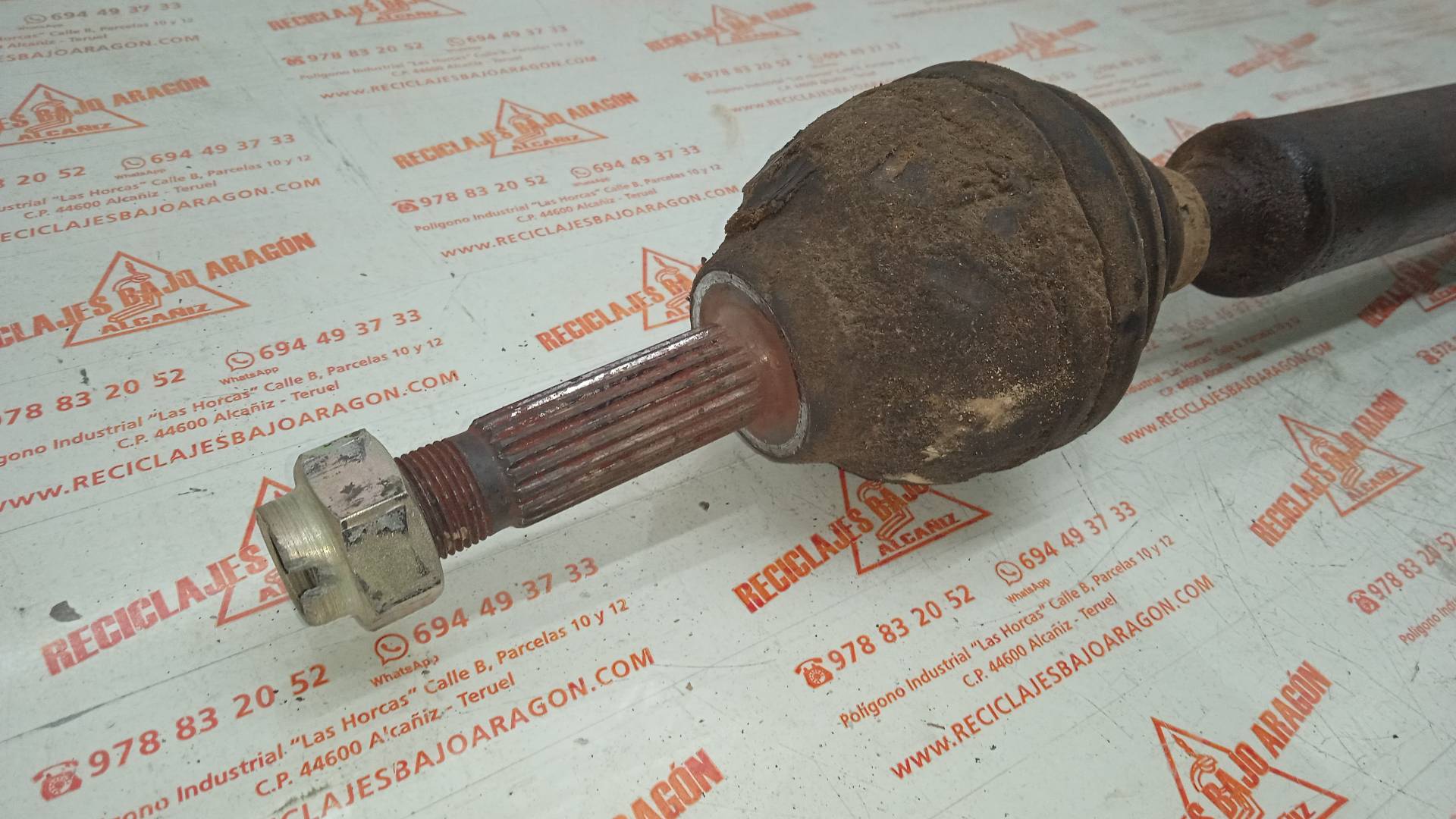 TRANSMISION DELANTERA DERECHA SEAT 127 