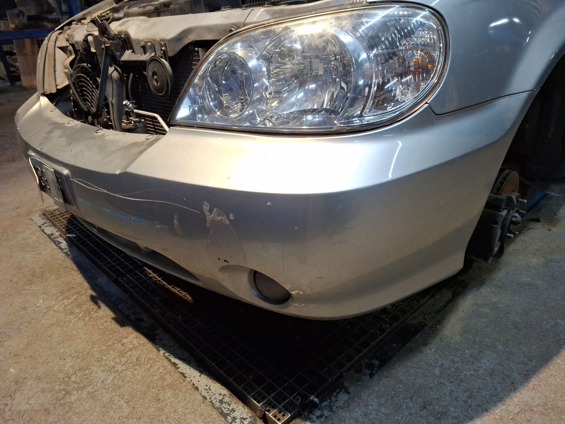 PARAGOLPES DELANTERO KIA CARNIVAL 