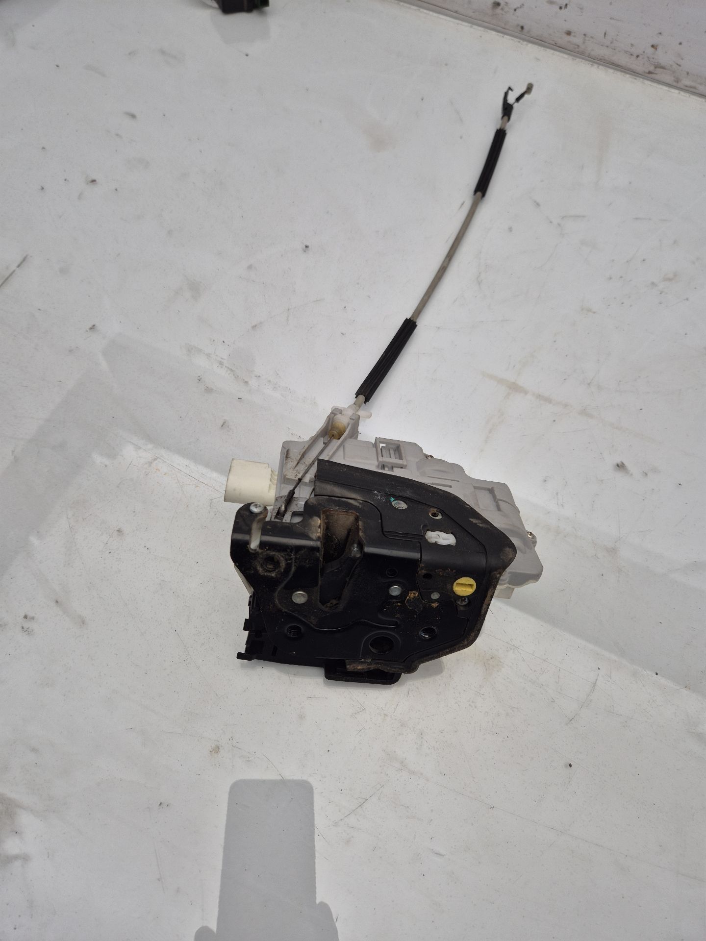 CERRADURA PUERTA DELANTERA DERECHA SEAT IBIZA 
