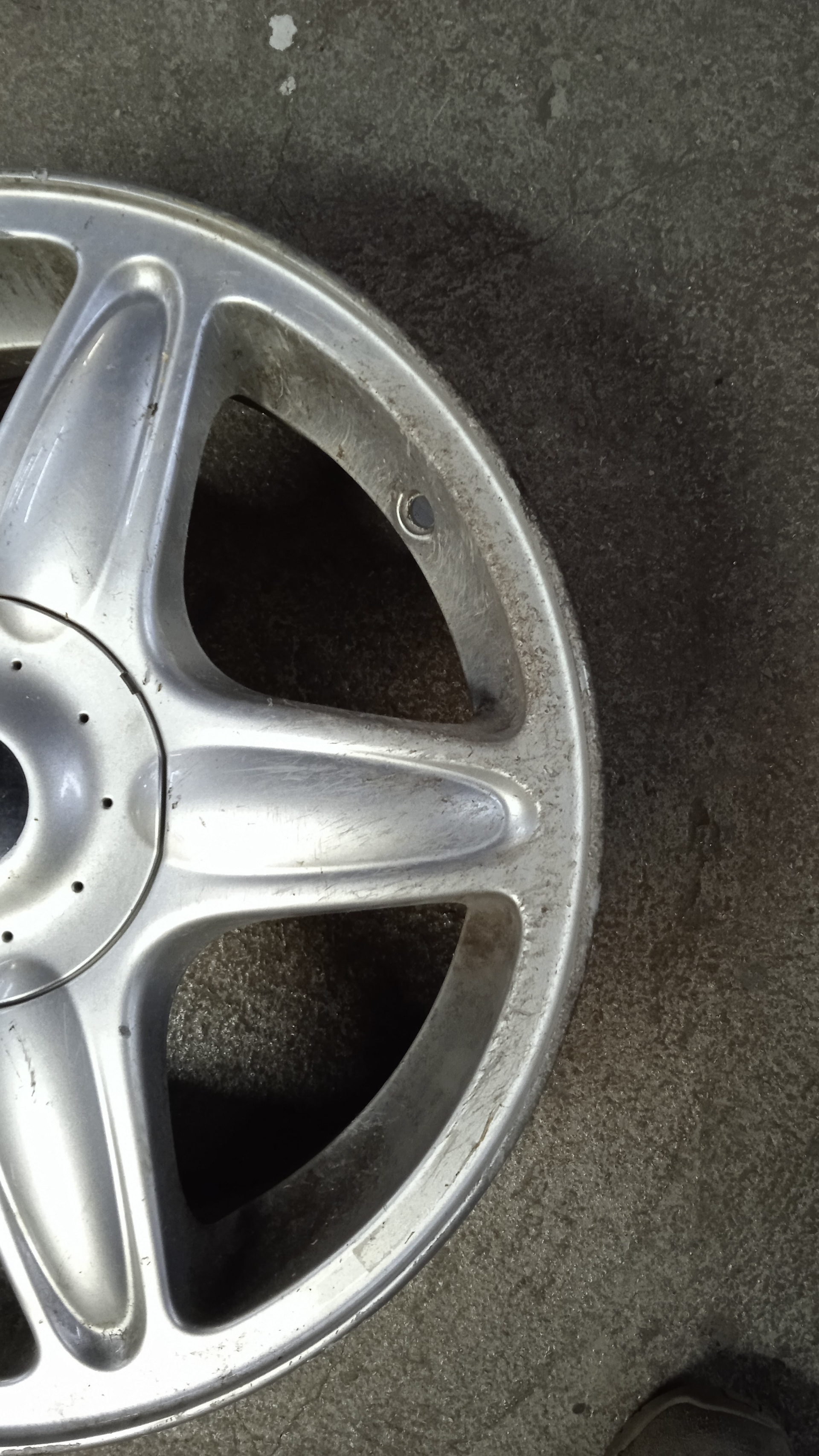 LLANTA MINI MINI 9HZ