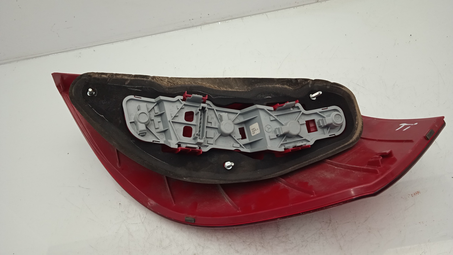 PILOTO TRASERO IZQUIERDO MERCEDES-BENZ CLASE A M266920