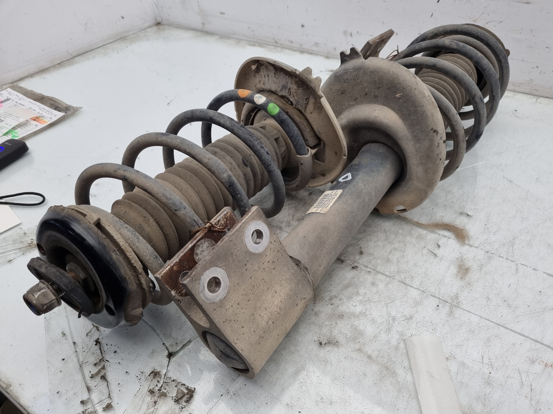 JUEGO AMORTIGUADORES DELANTERO PEUGEOT 308 9HZ