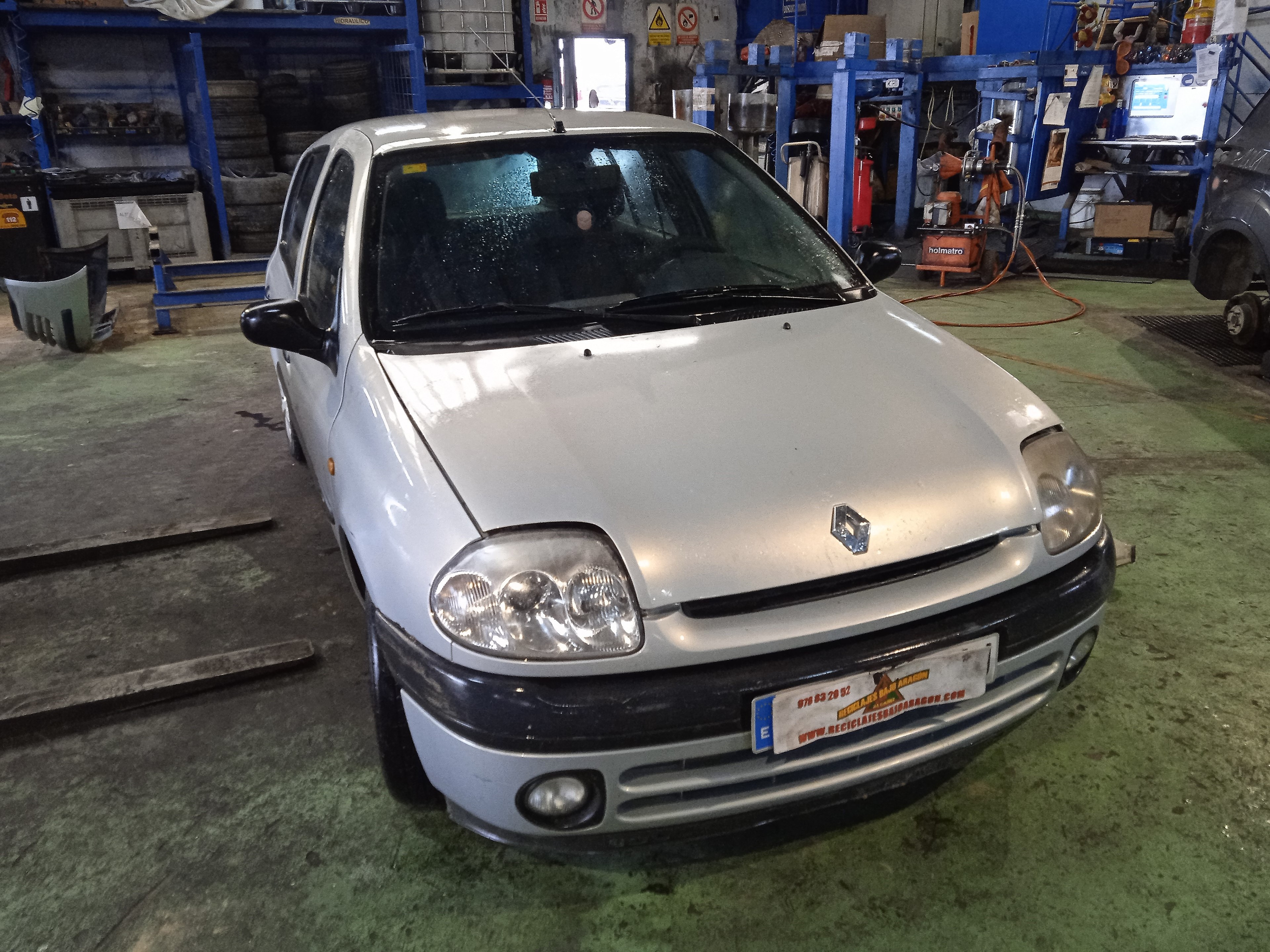 GUANTERA RENAULT CLIO K7M