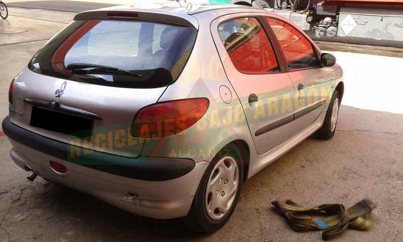 MANGUETA DELANTERA DERECHA PEUGEOT 206 WJY