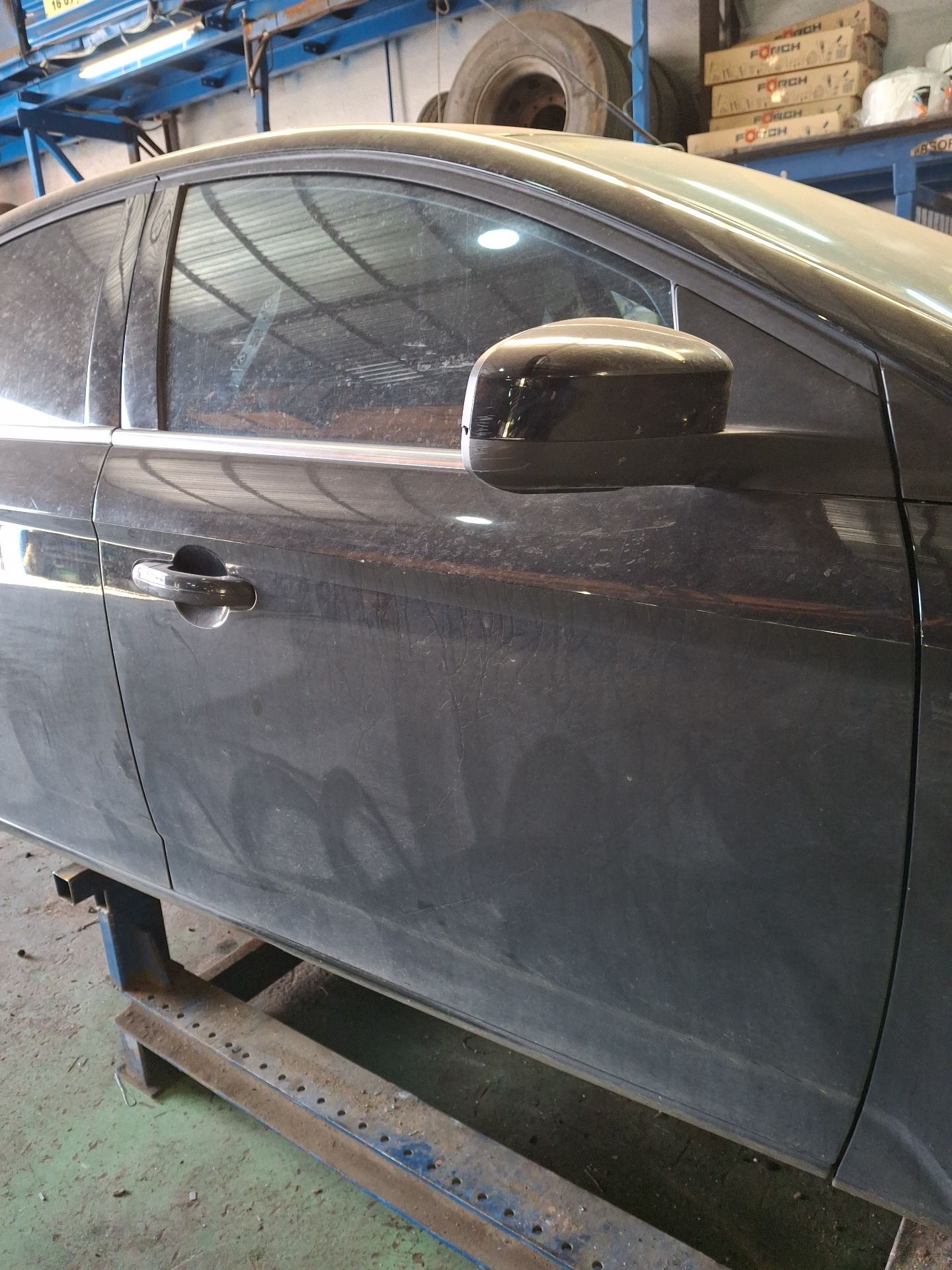PUERTA DELANTERA DERECHA FORD MONDEO 
