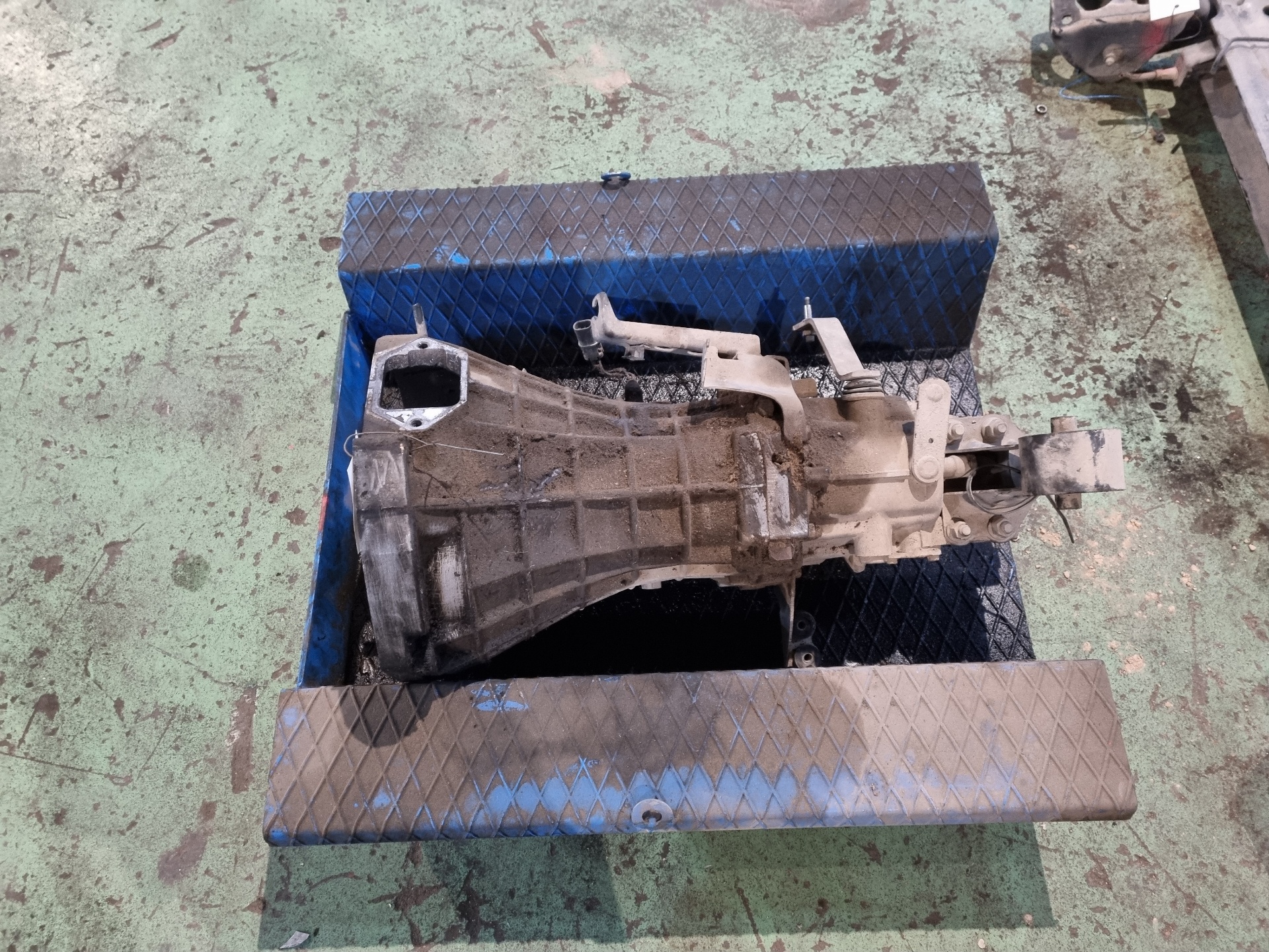 CAJA CAMBIOS NISSAN SERENA GA16DE