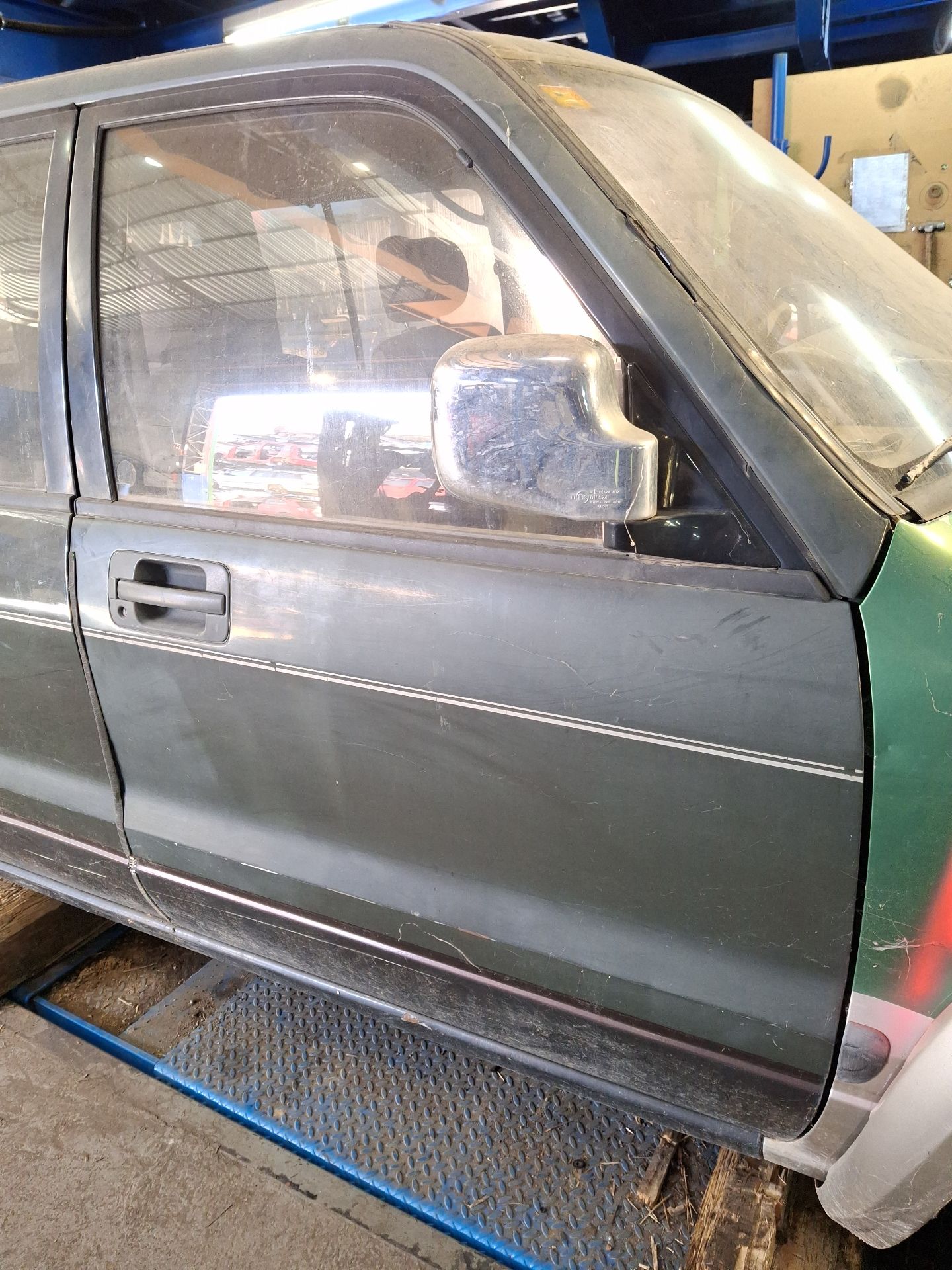 PUERTA DELANTERA DERECHA OPEL MONTEREY 