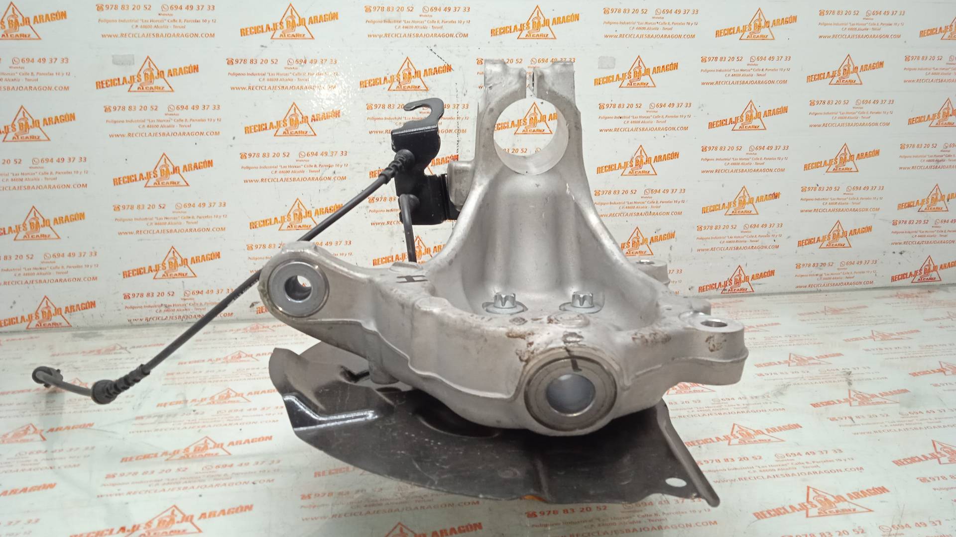 MANGUETA DELANTERA IZQUIERDA RENAULT MEGANE 