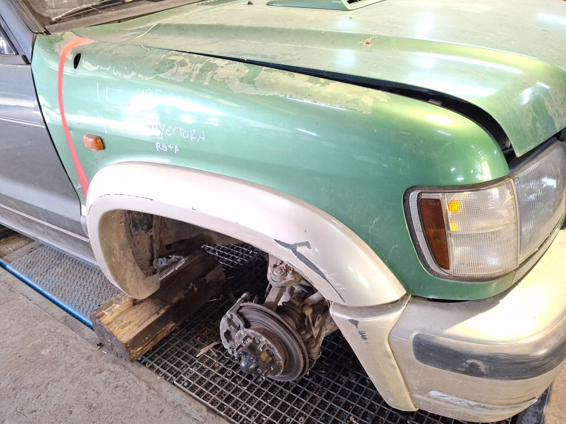 ALETA DELANTERA DERECHA OPEL MONTEREY 