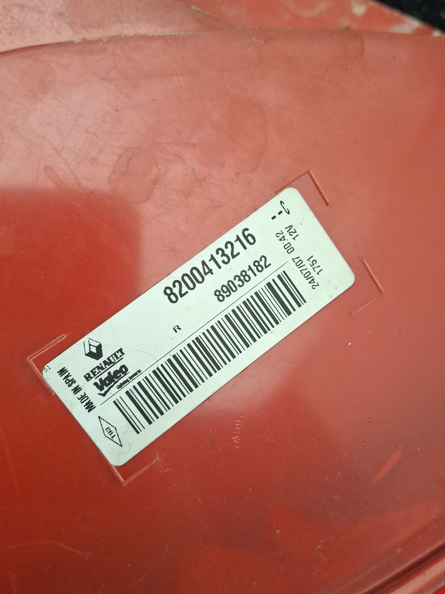 PILOTO TRASERO IZQUIERDO RENAULT MEGANE 