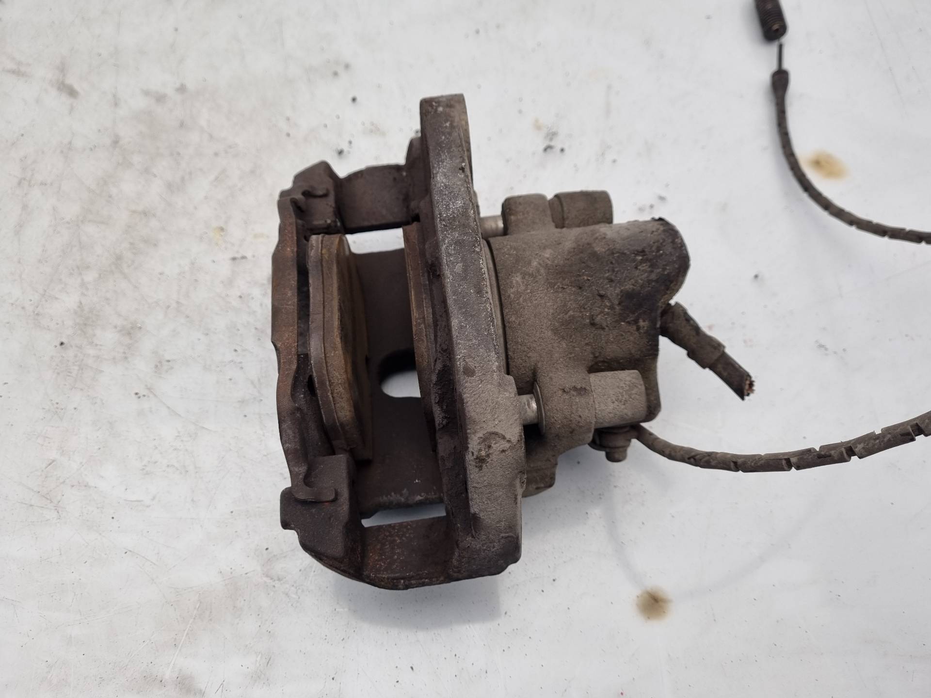 PINZA FRENO DELANTERA IZQUIERDA BMW X5 306D1D