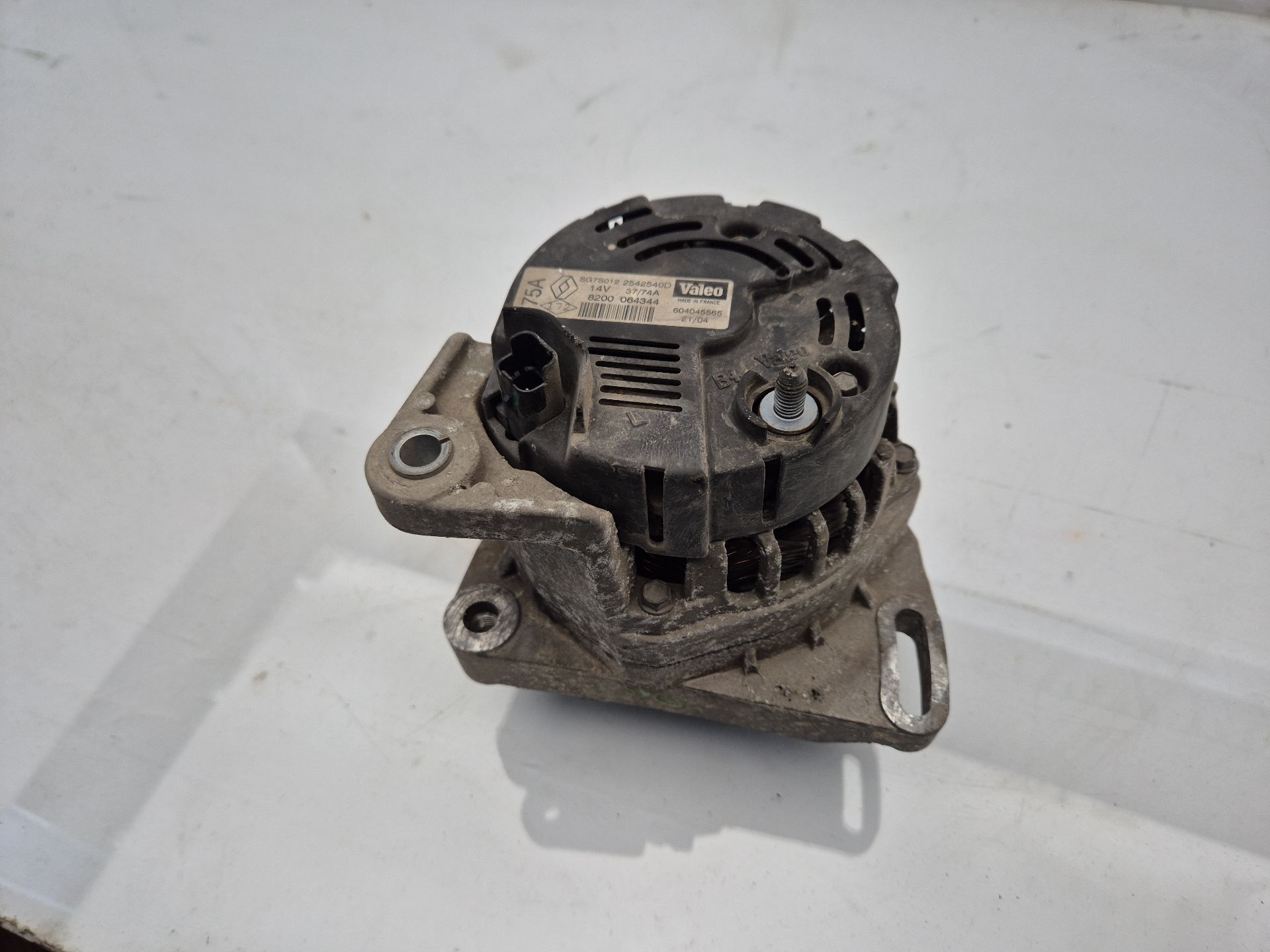 ALTERNADOR RENAULT CLIO 
