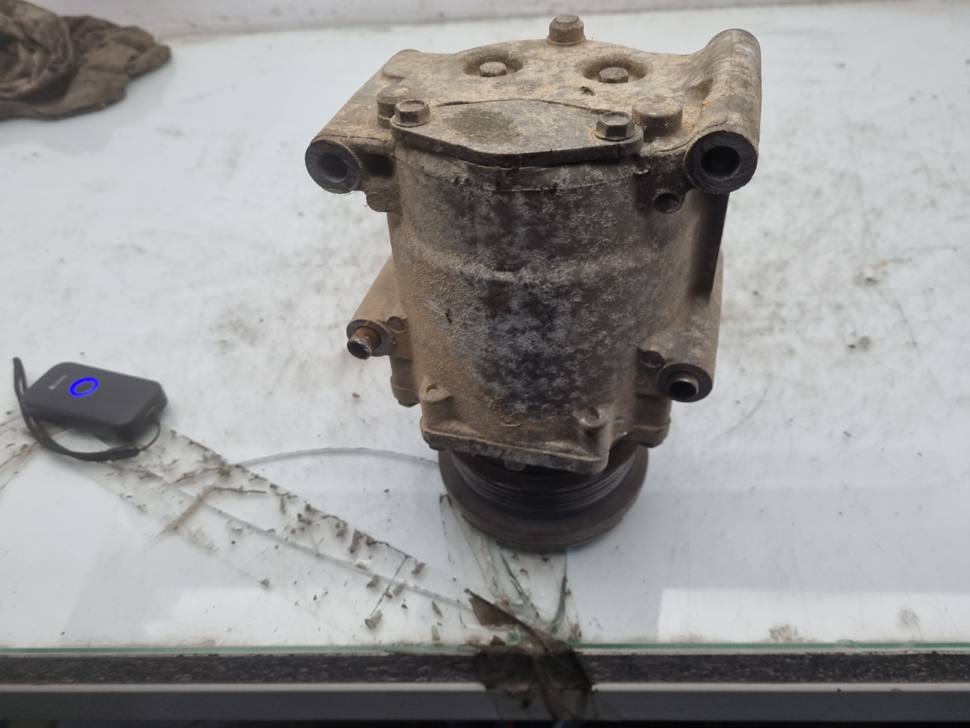 COMPRESOR AIRE ACONDICIONADO FORD FOCUS FYDB