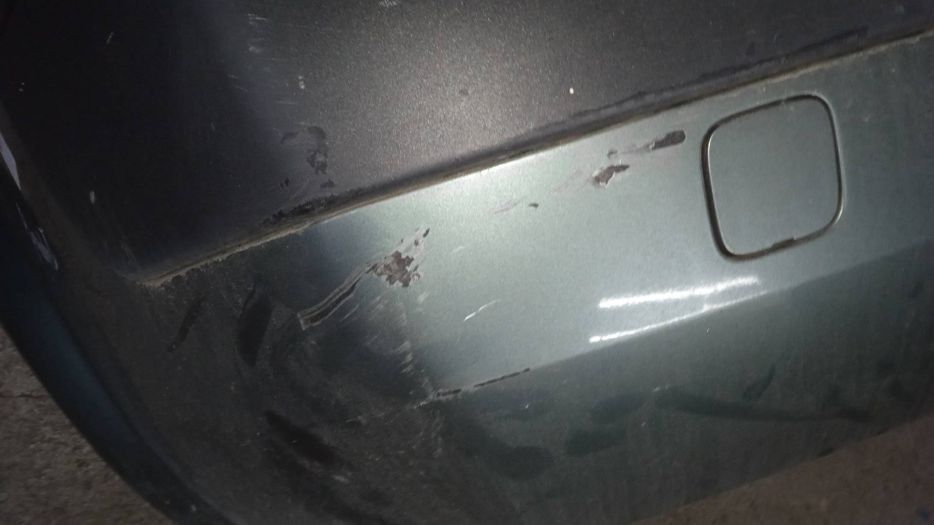 PARAGOLPES TRASERO RENAULT MEGANE K9K D7