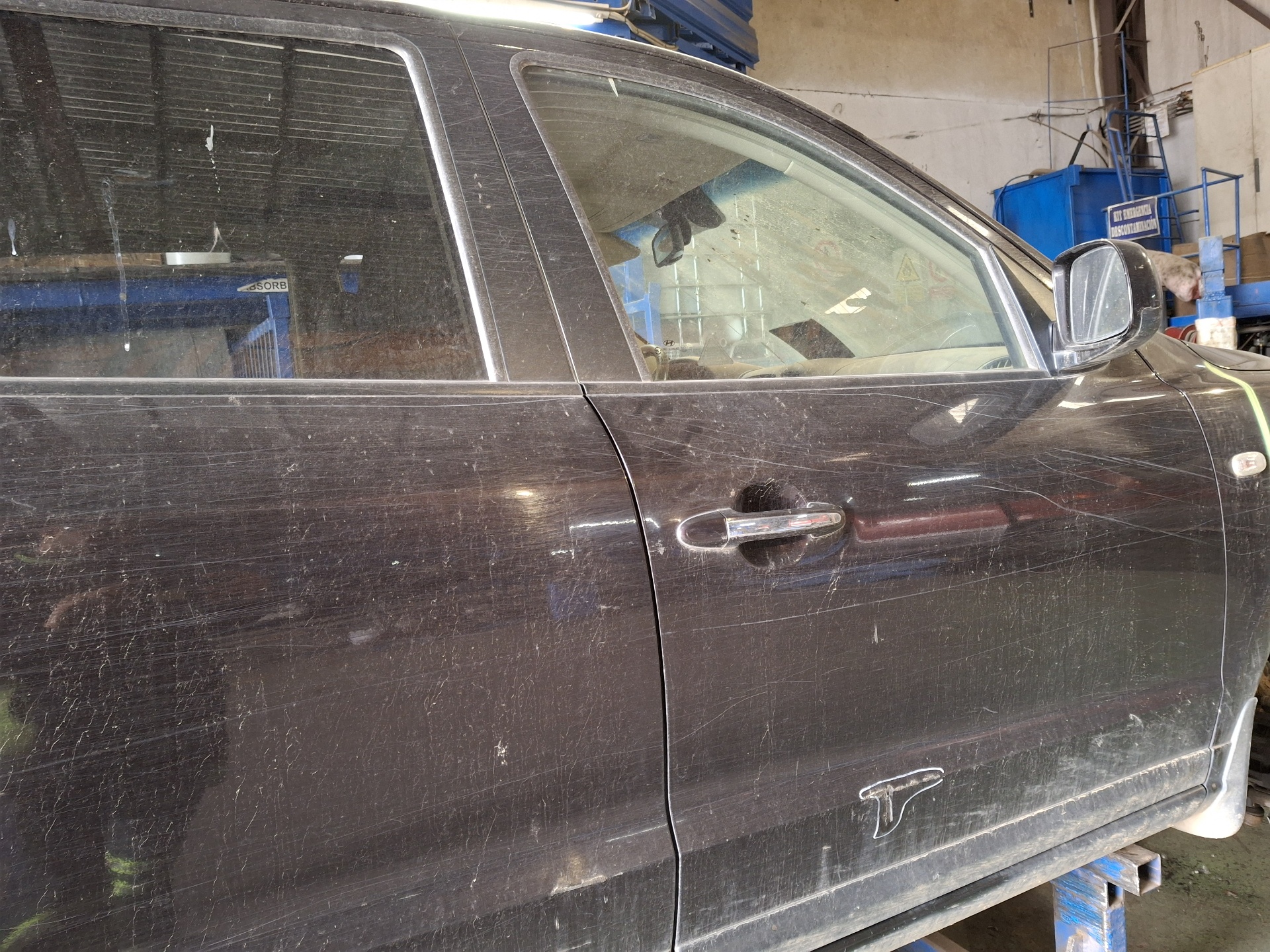 PUERTA DELANTERA DERECHA HYUNDAI SANTA D4EB