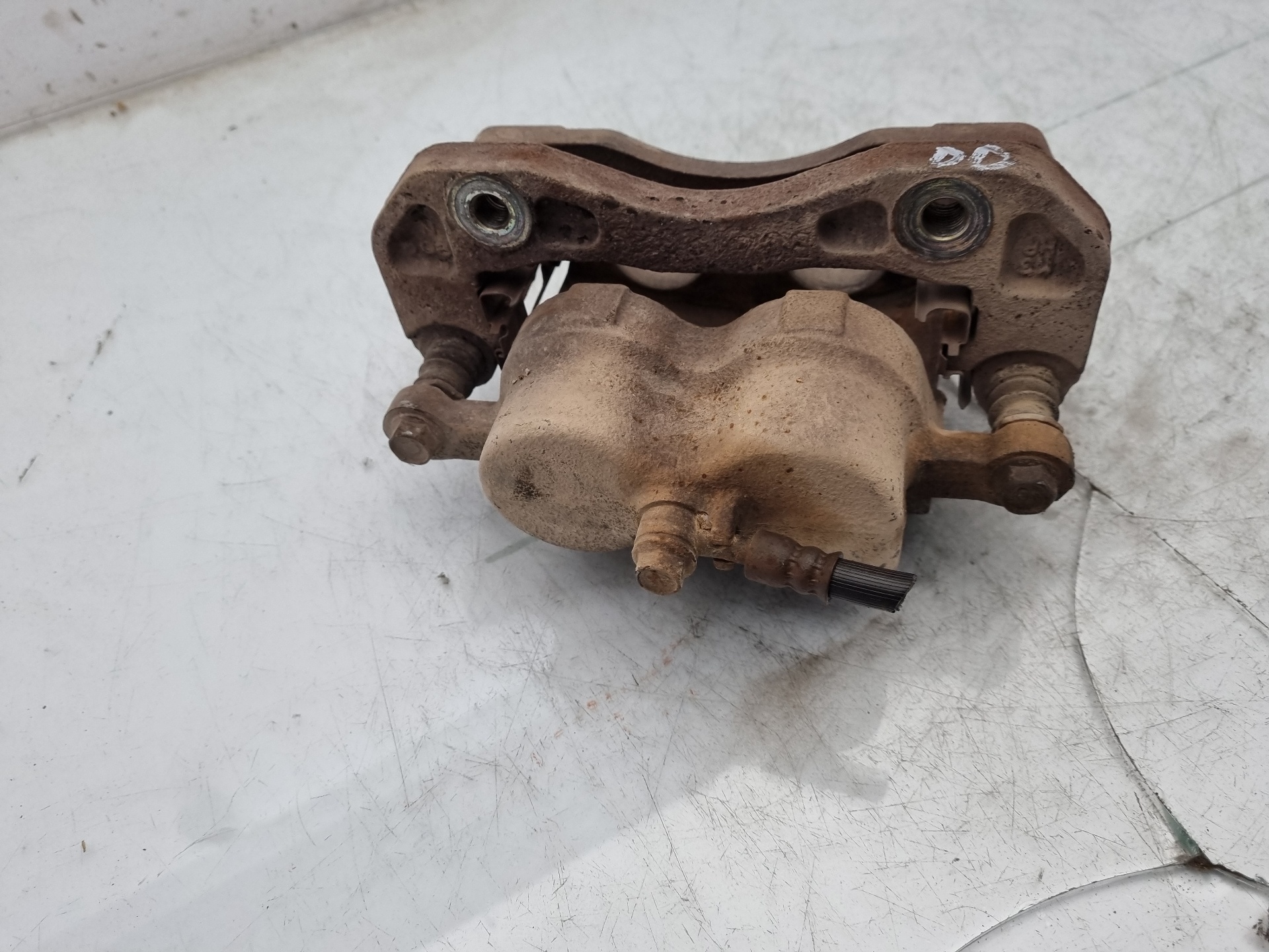 PINZA FRENO DELANTERA DERECHA HYUNDAI TERRACAN J3