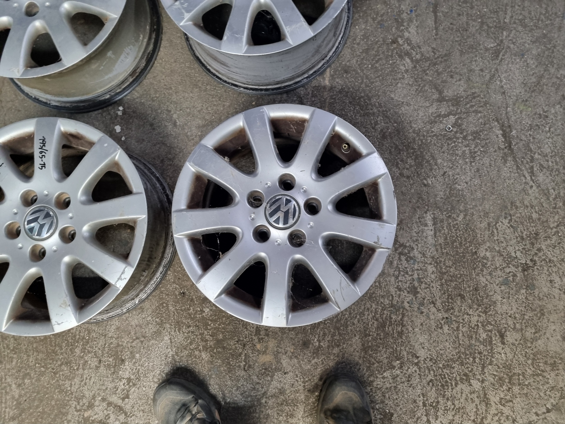 JUEGO LLANTAS VOLKSWAGEN GOLF BKD