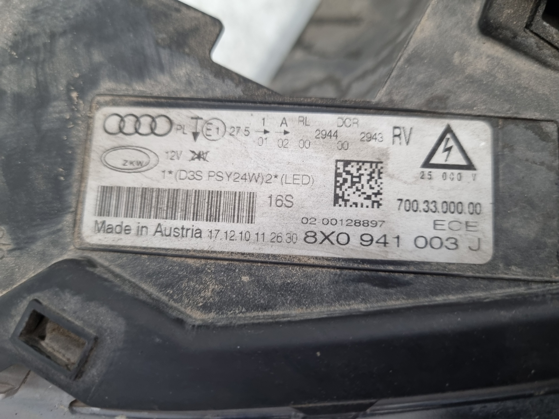 FARO IZQUIERDO AUDI A1 CAYC