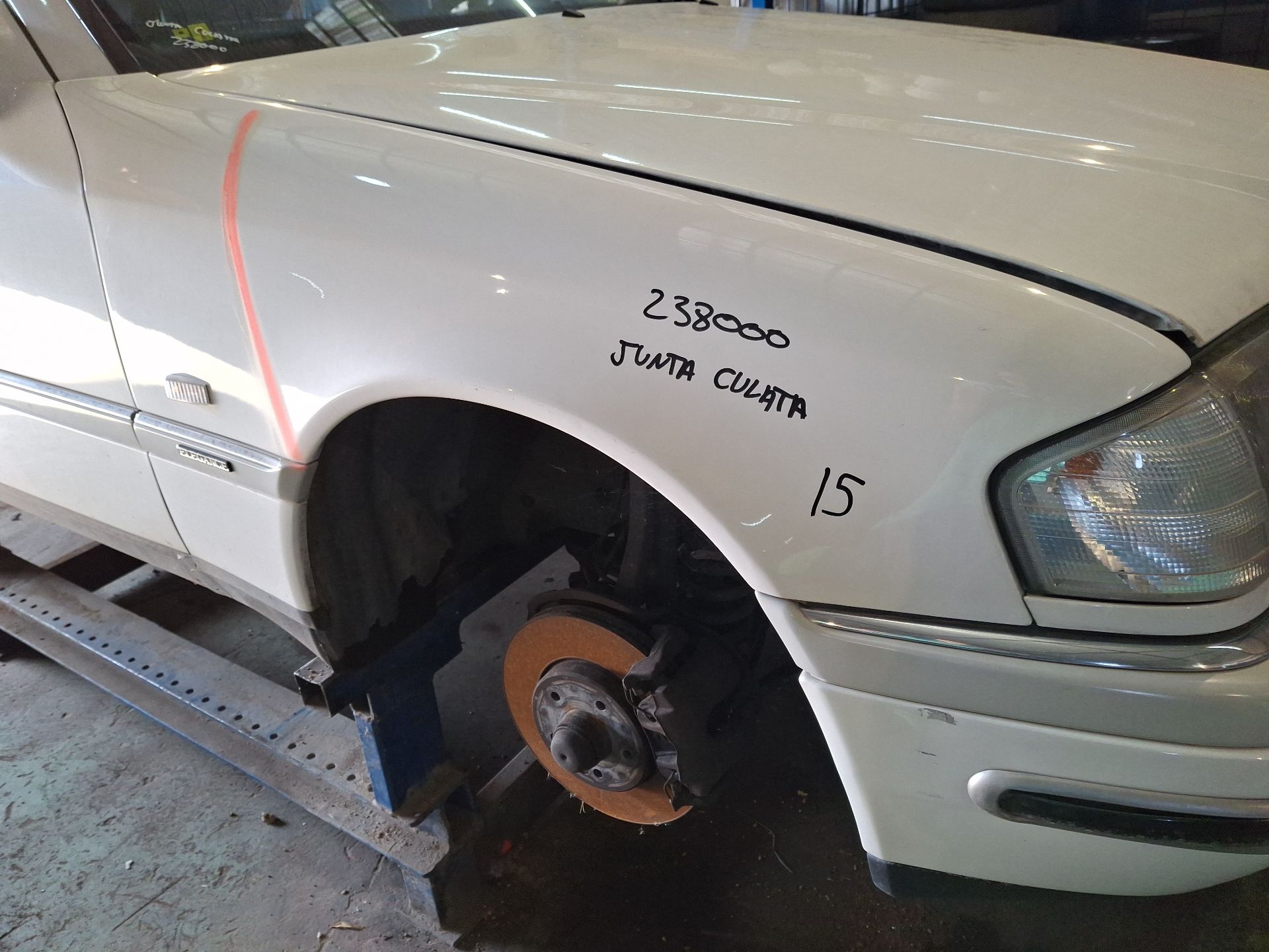 ALETA DELANTERA DERECHA MERCEDES-BENZ CLASE C 