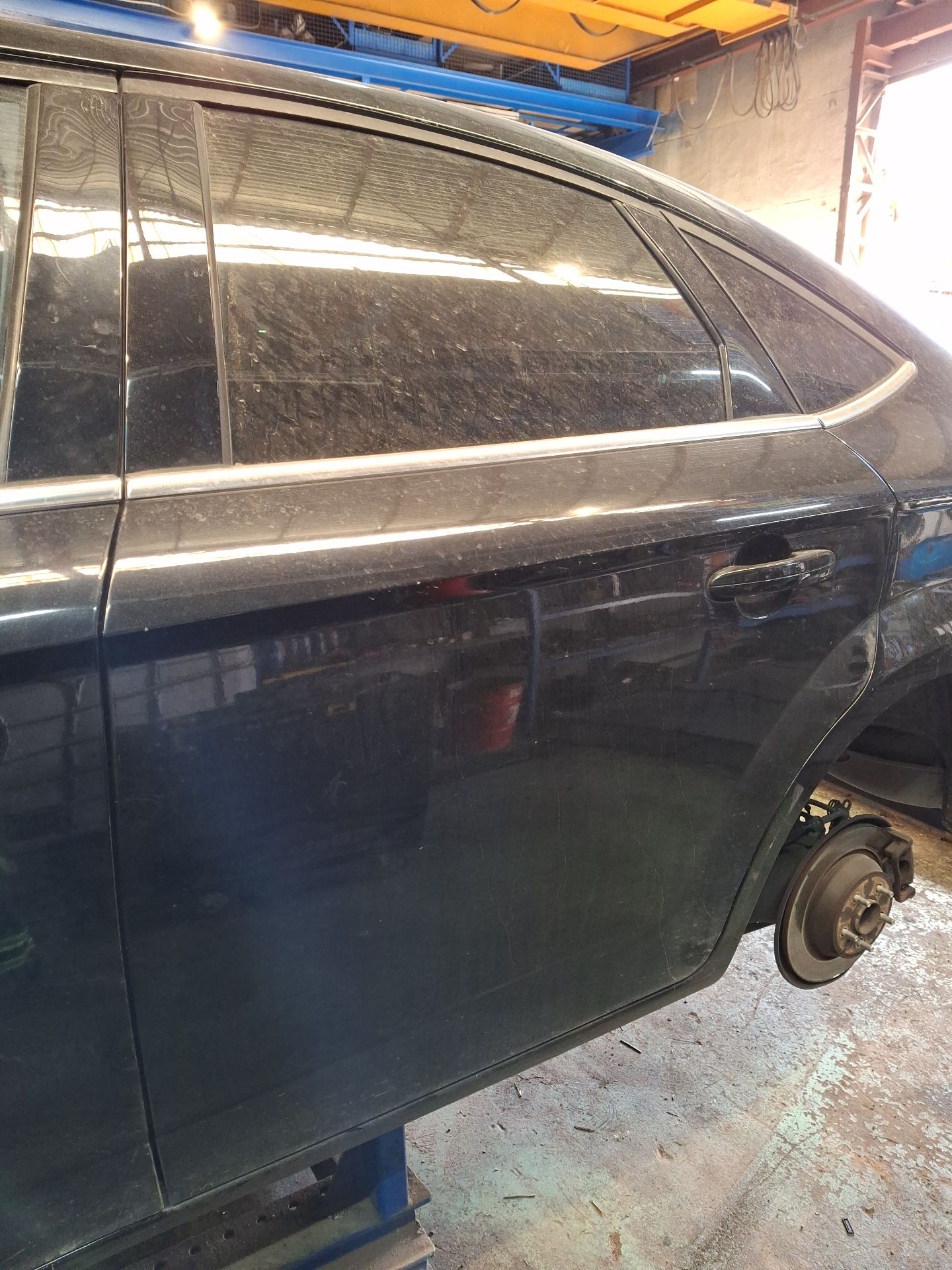 PUERTA TRASERA IZQUIERDA FORD MONDEO 