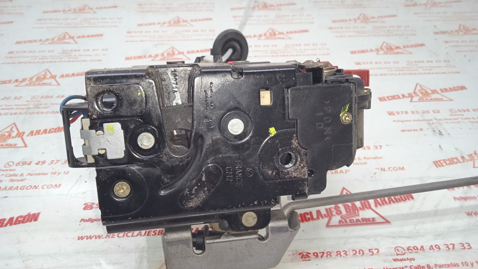 CERRADURA PUERTA DELANTERA DERECHA AUDI A4 