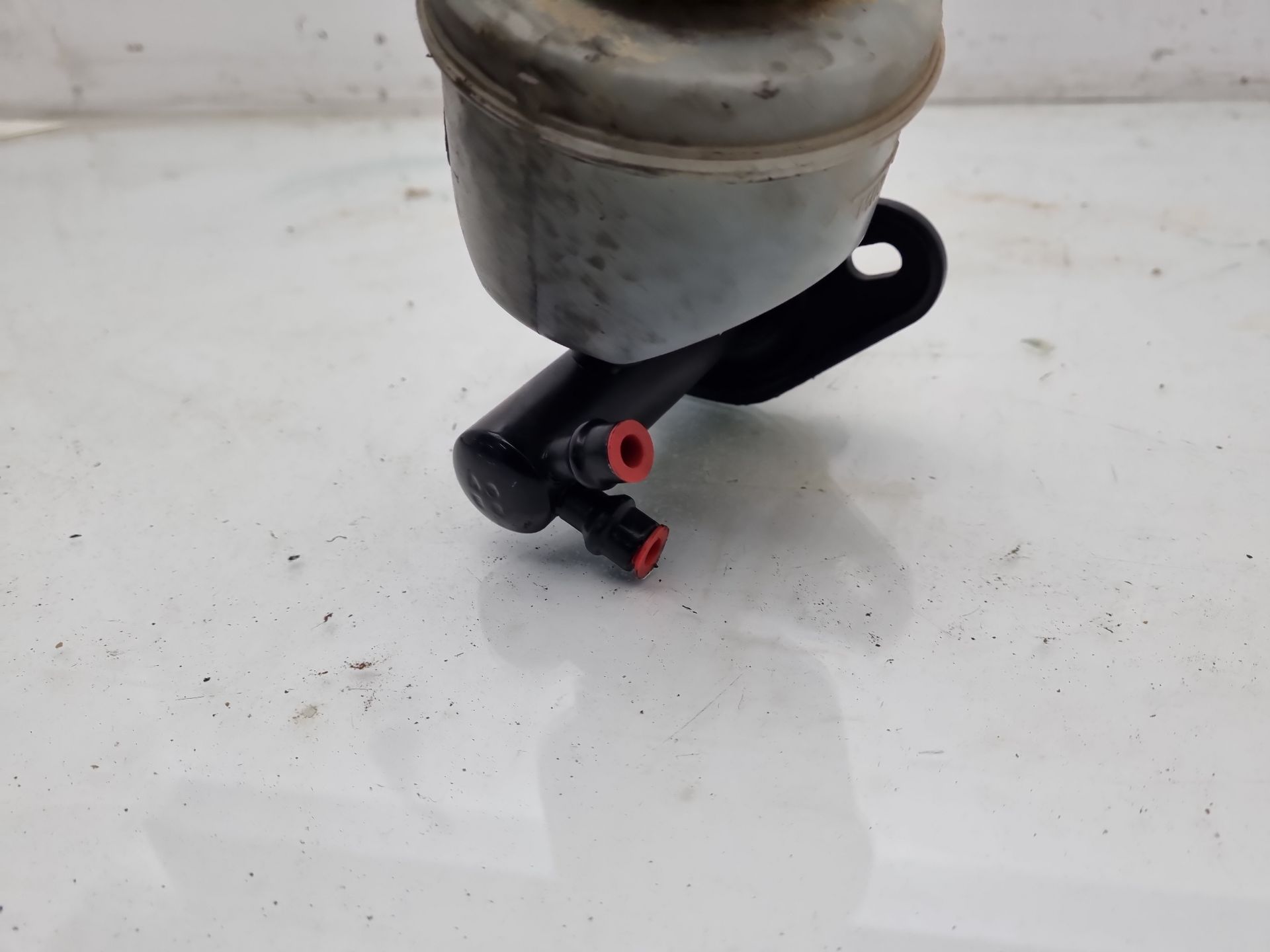 BOMBA FRENO NISSAN TERRANO 
