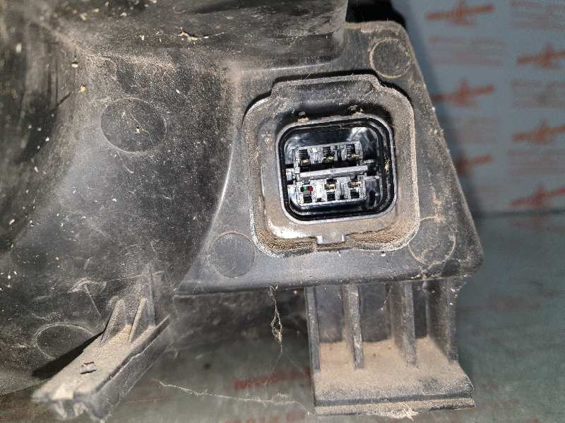 FARO IZQUIERDO HYUNDAI H-1 4CB