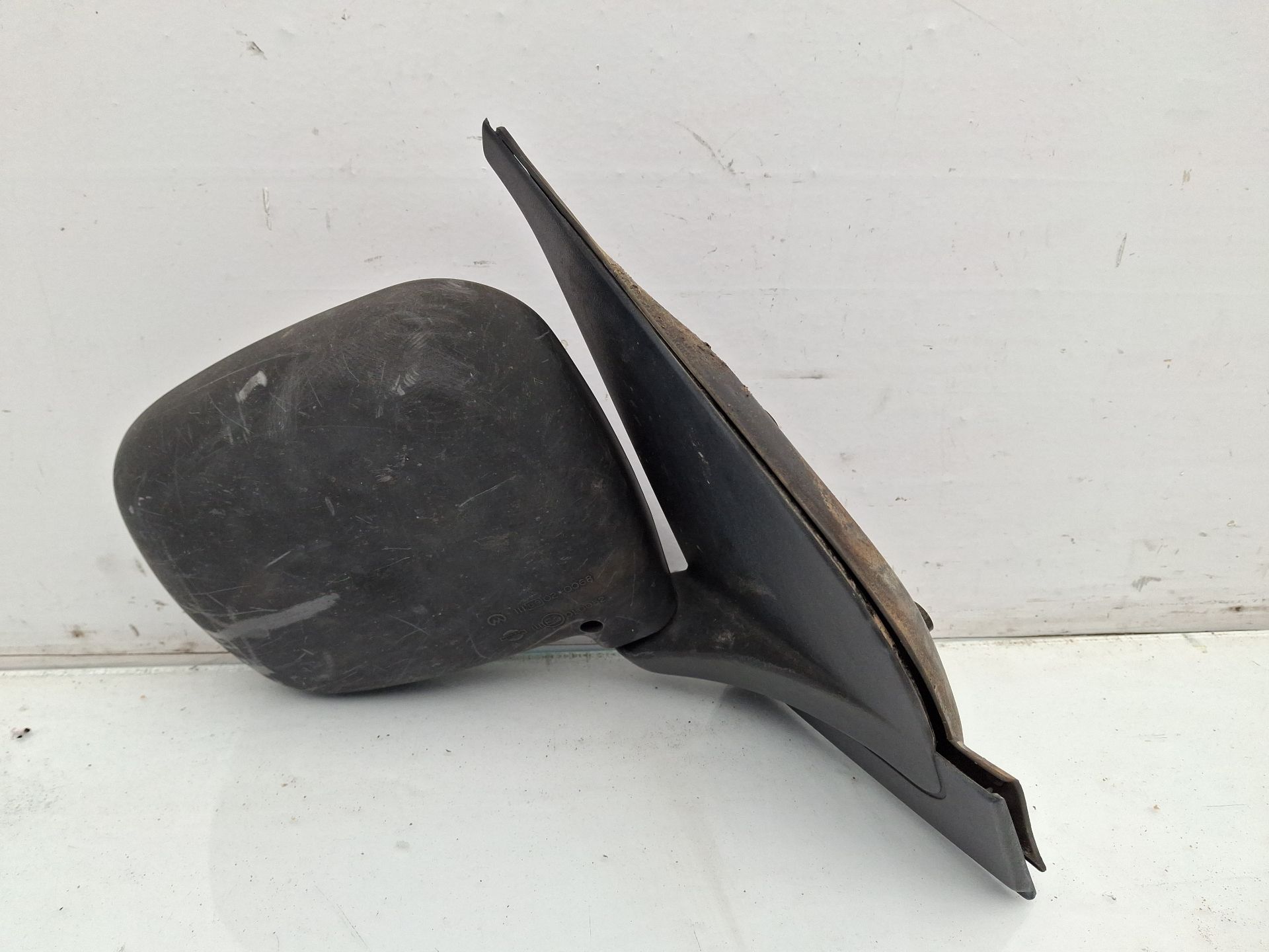 RETROVISOR DERECHO NISSAN VANETTE 
