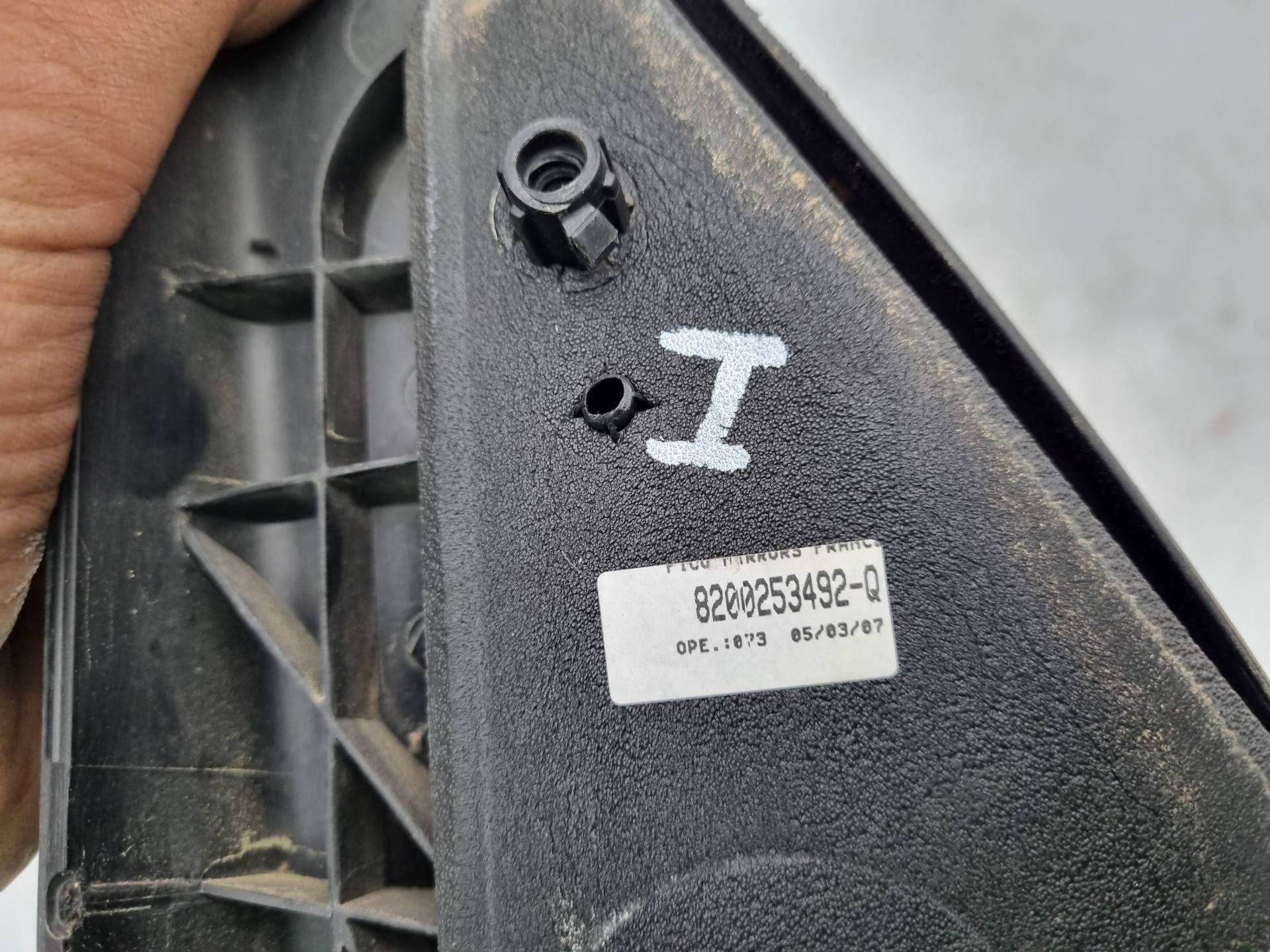 RETROVISOR IZQUIERDO NISSAN KUBISTAR D4F F7