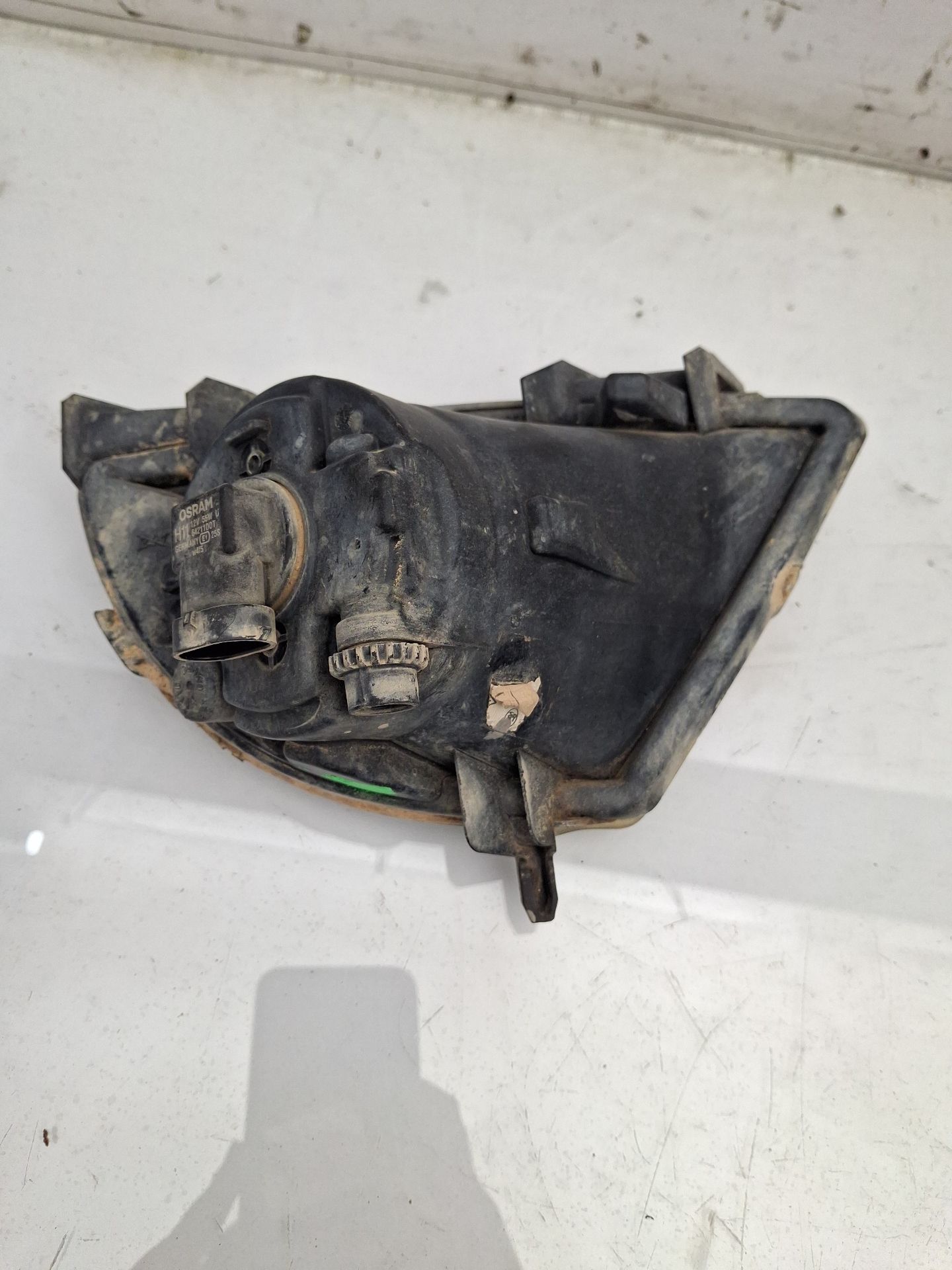 FARO ANTINIEBLA IZQUIERDO FORD FIESTA 
