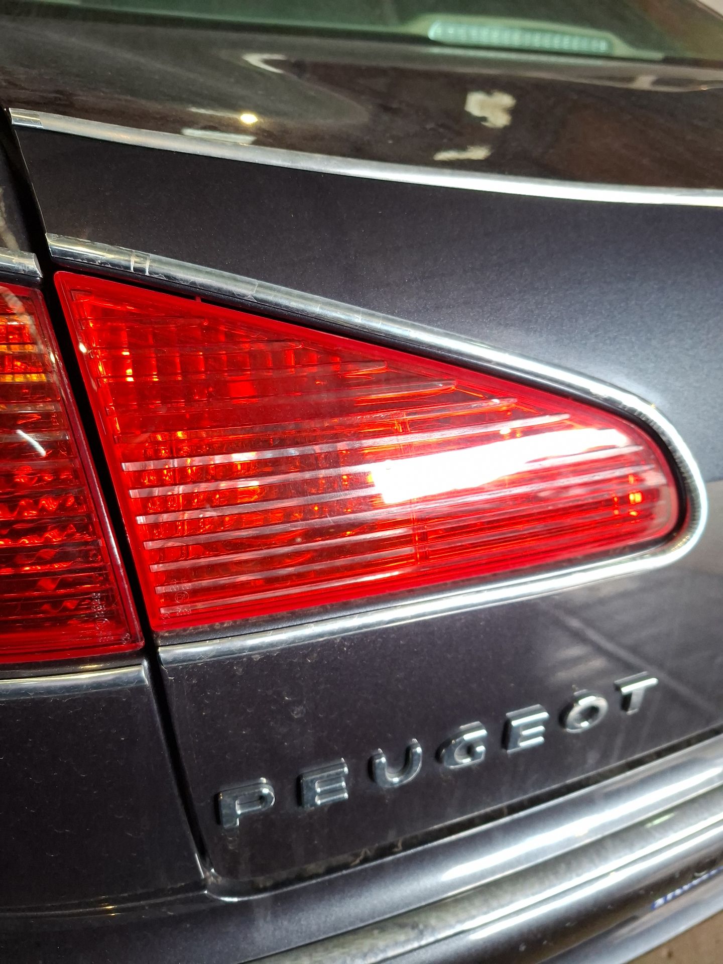 LLANTA PEUGEOT 607 